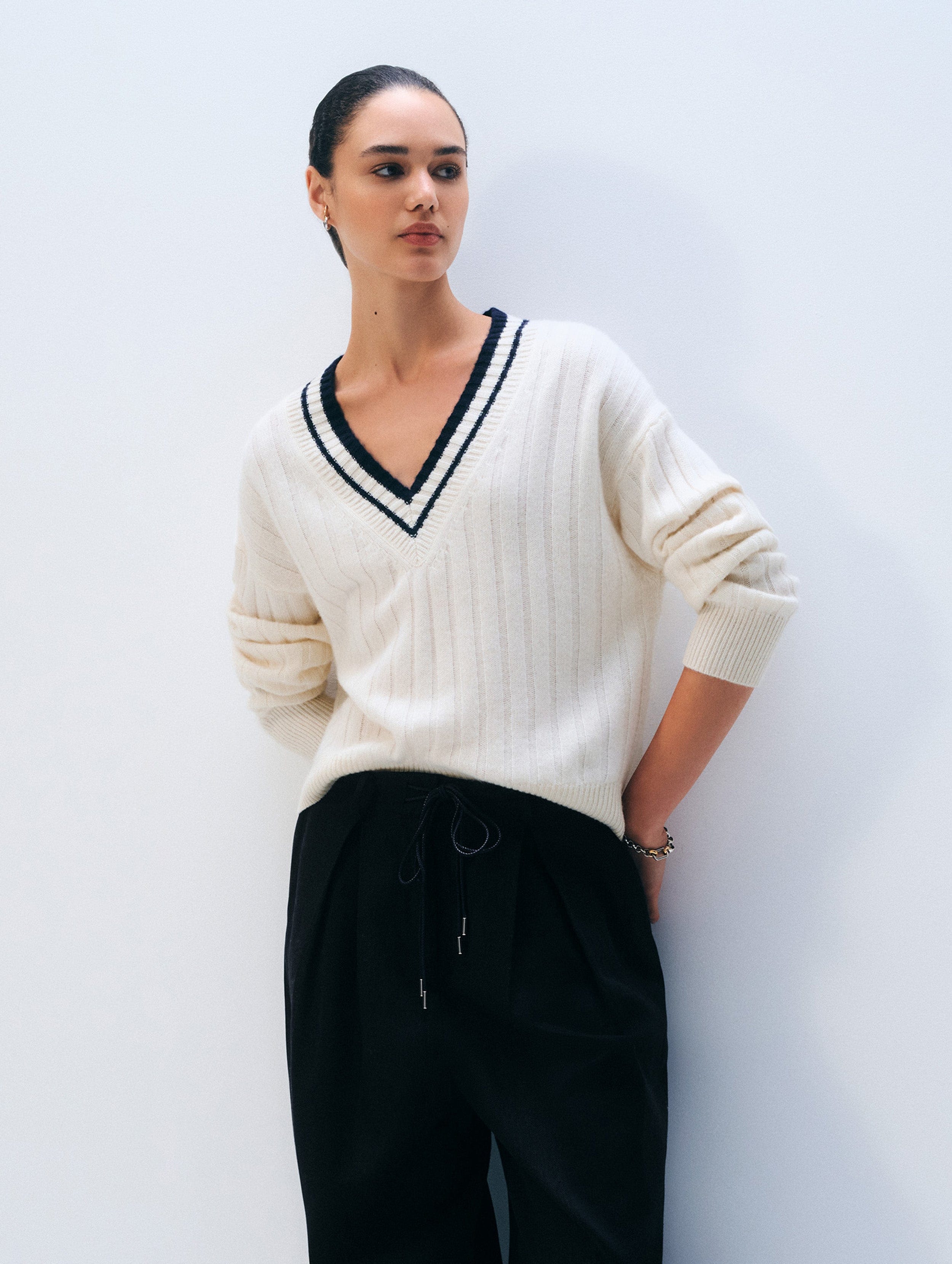 Cashmere Varsity V Neck | Soft White & Deep Navy