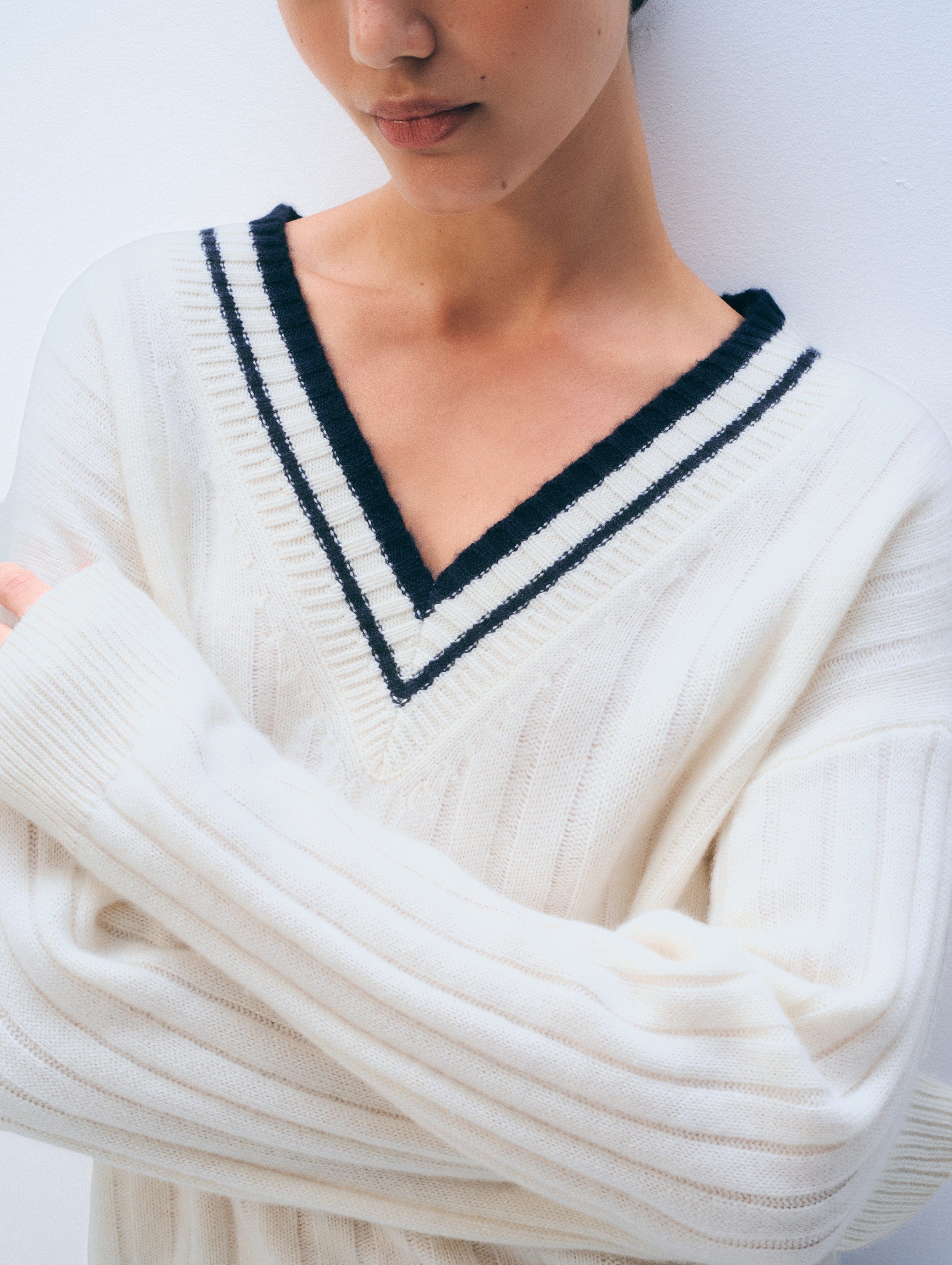 Cashmere Varsity V Neck | Soft White & Deep Navy