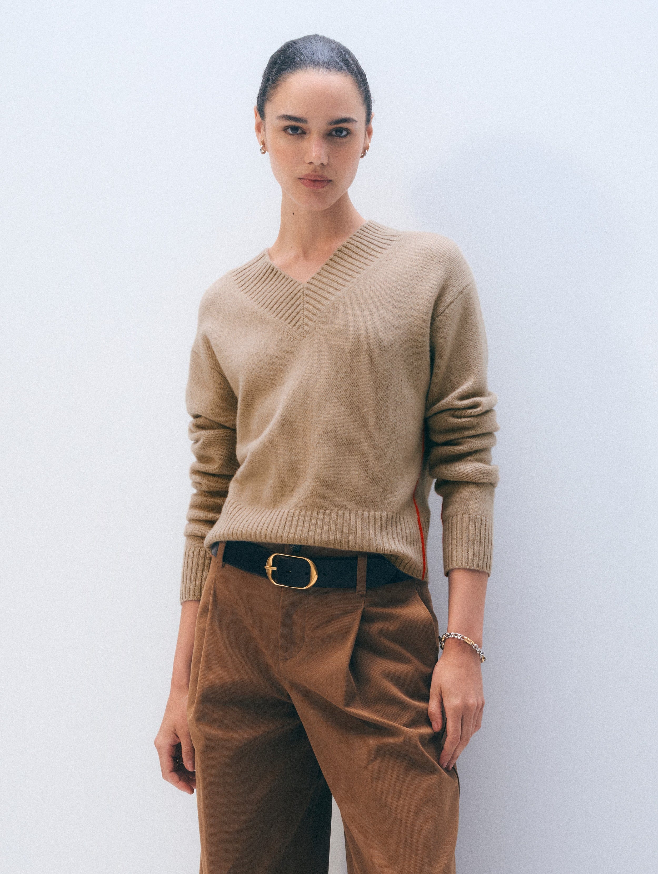 Cashmere Wide Rib Trim V Neck White Warren