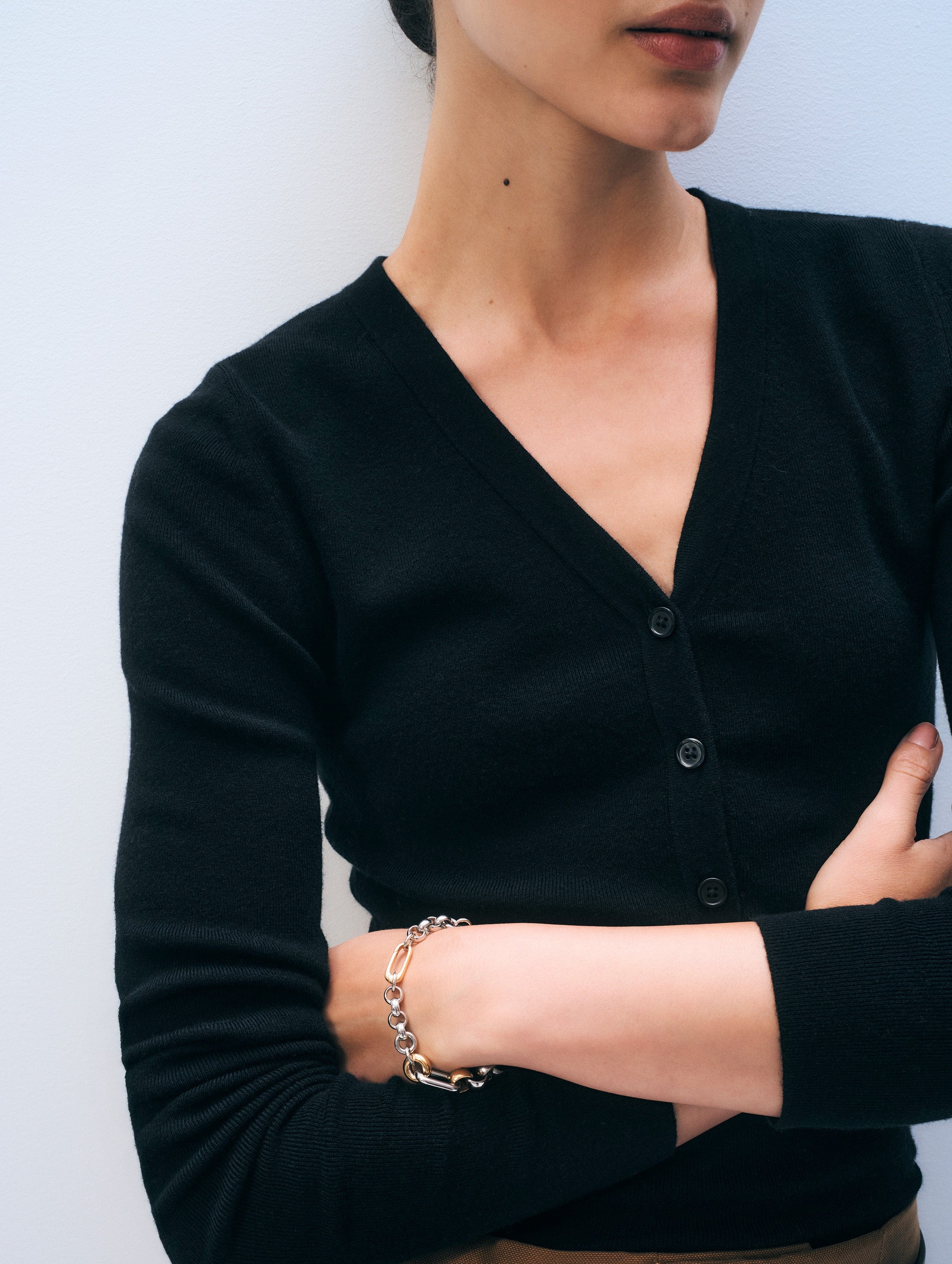Superfine Cashmere Blend Henley | Black