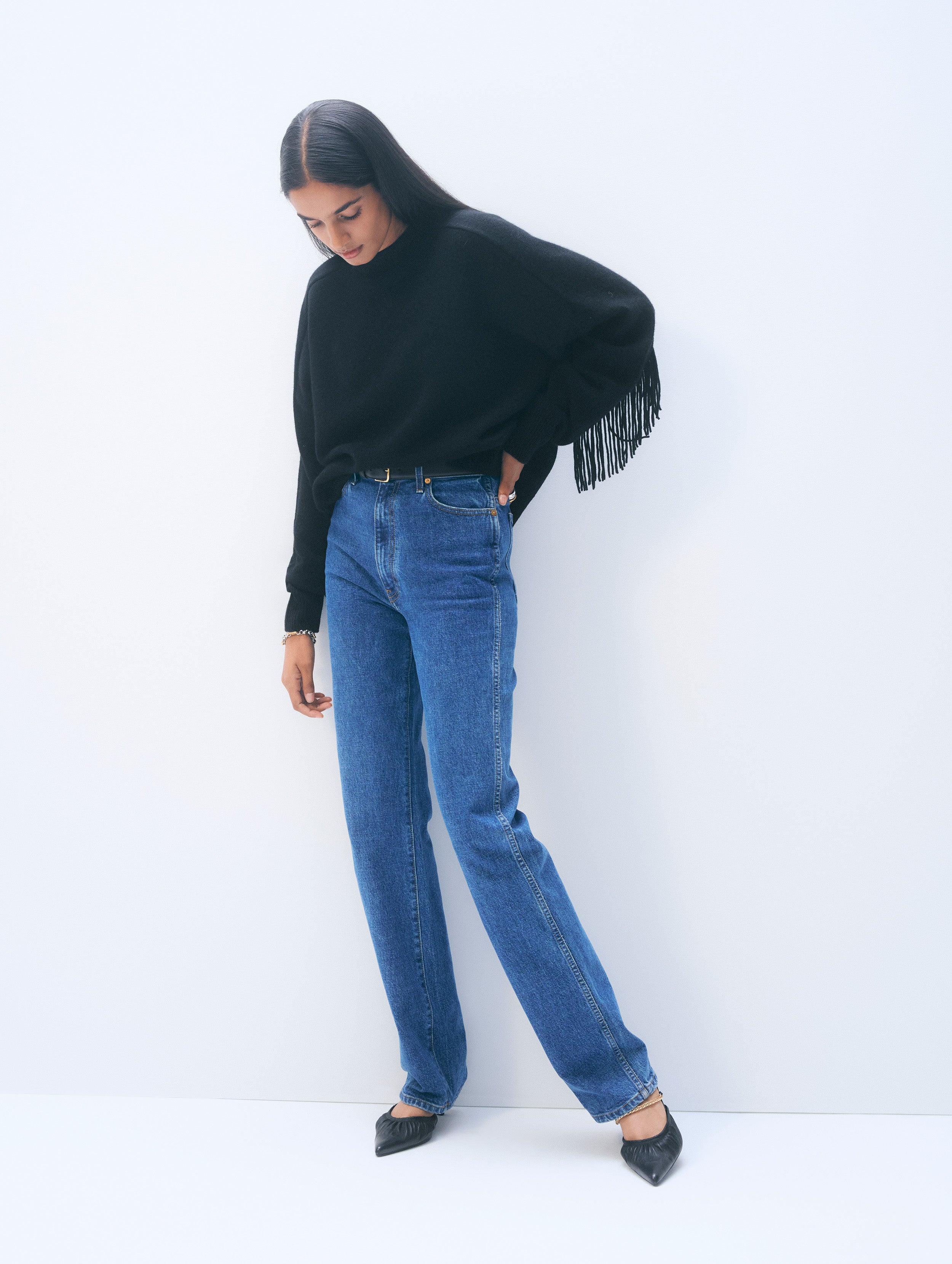 Cashmere Blend Luxe Fringe Crewneck | Black