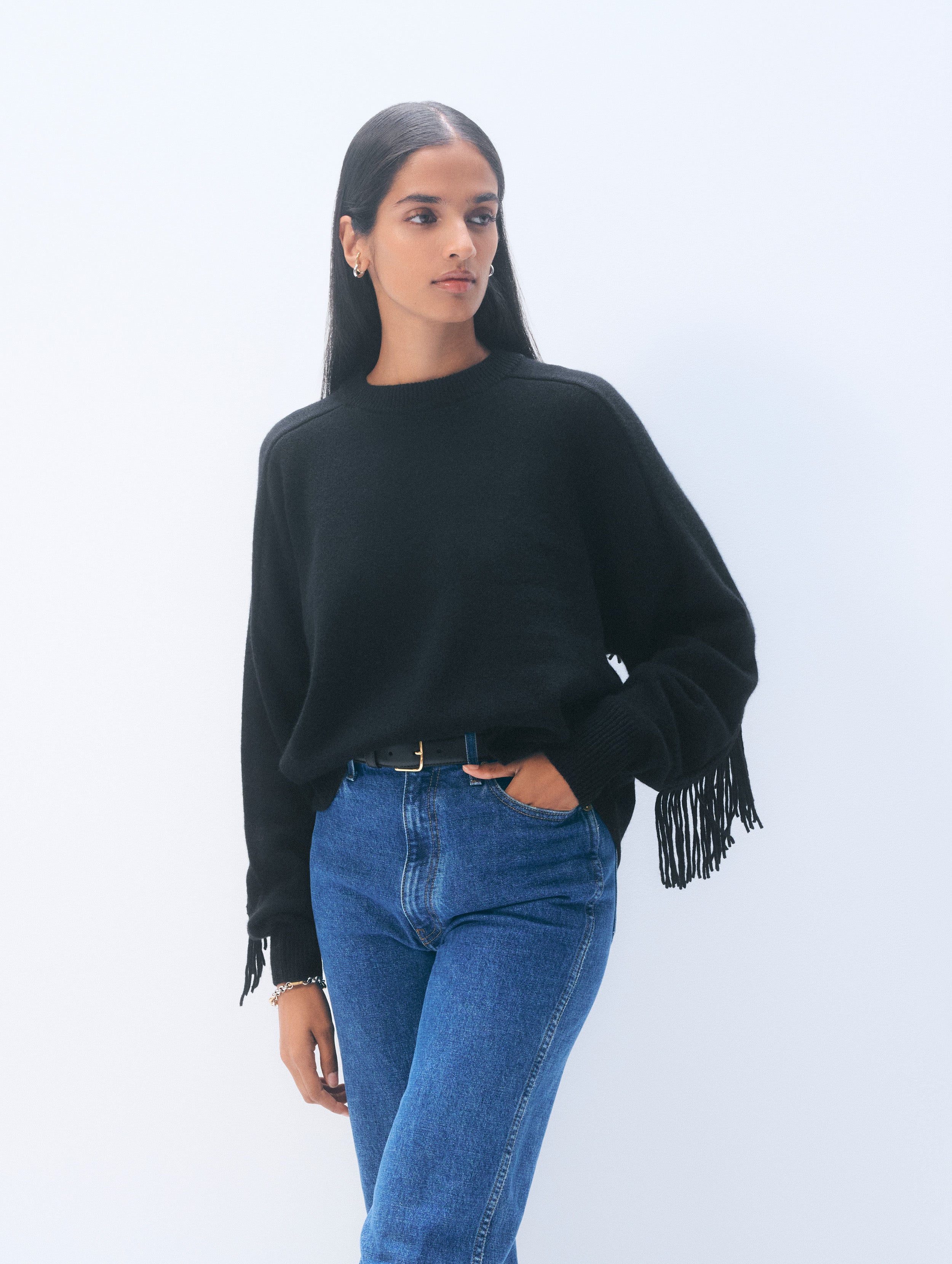 Cashmere Blend Luxe Fringe Crewneck | Black
