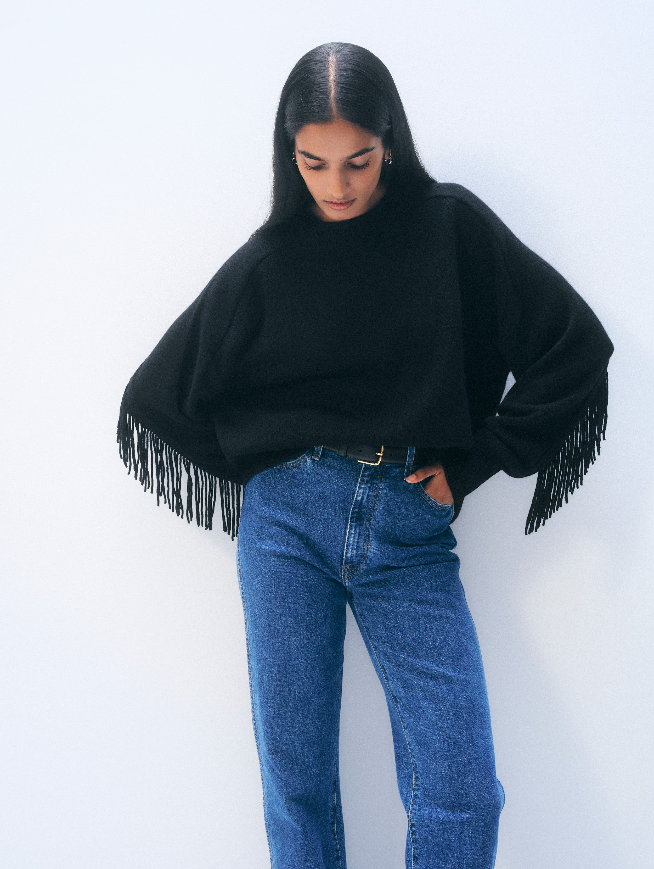 Cashmere Blend Luxe Fringe Crewneck | Black