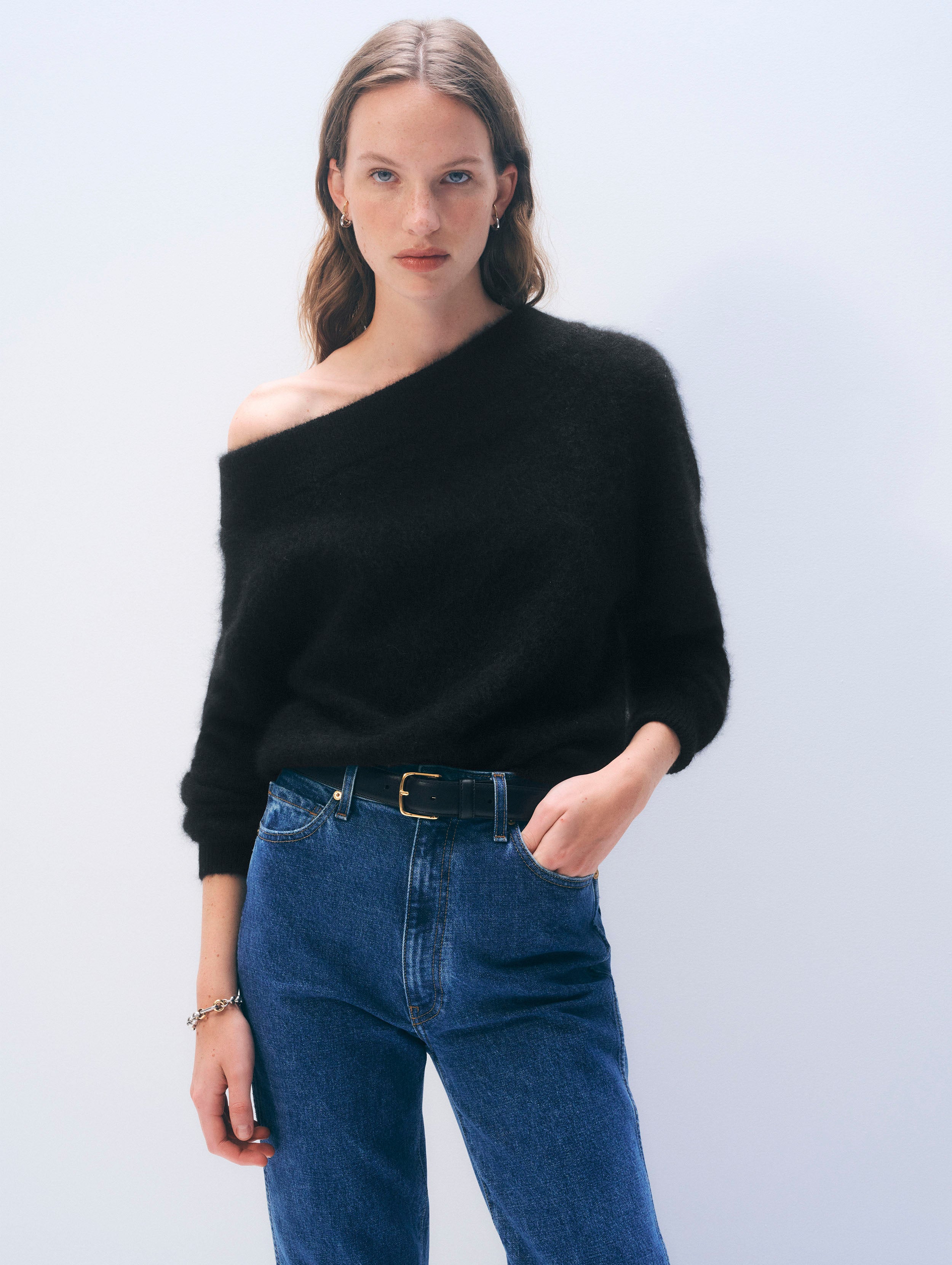 Brushed Cashmere Off Shoulder Crewneck | Black