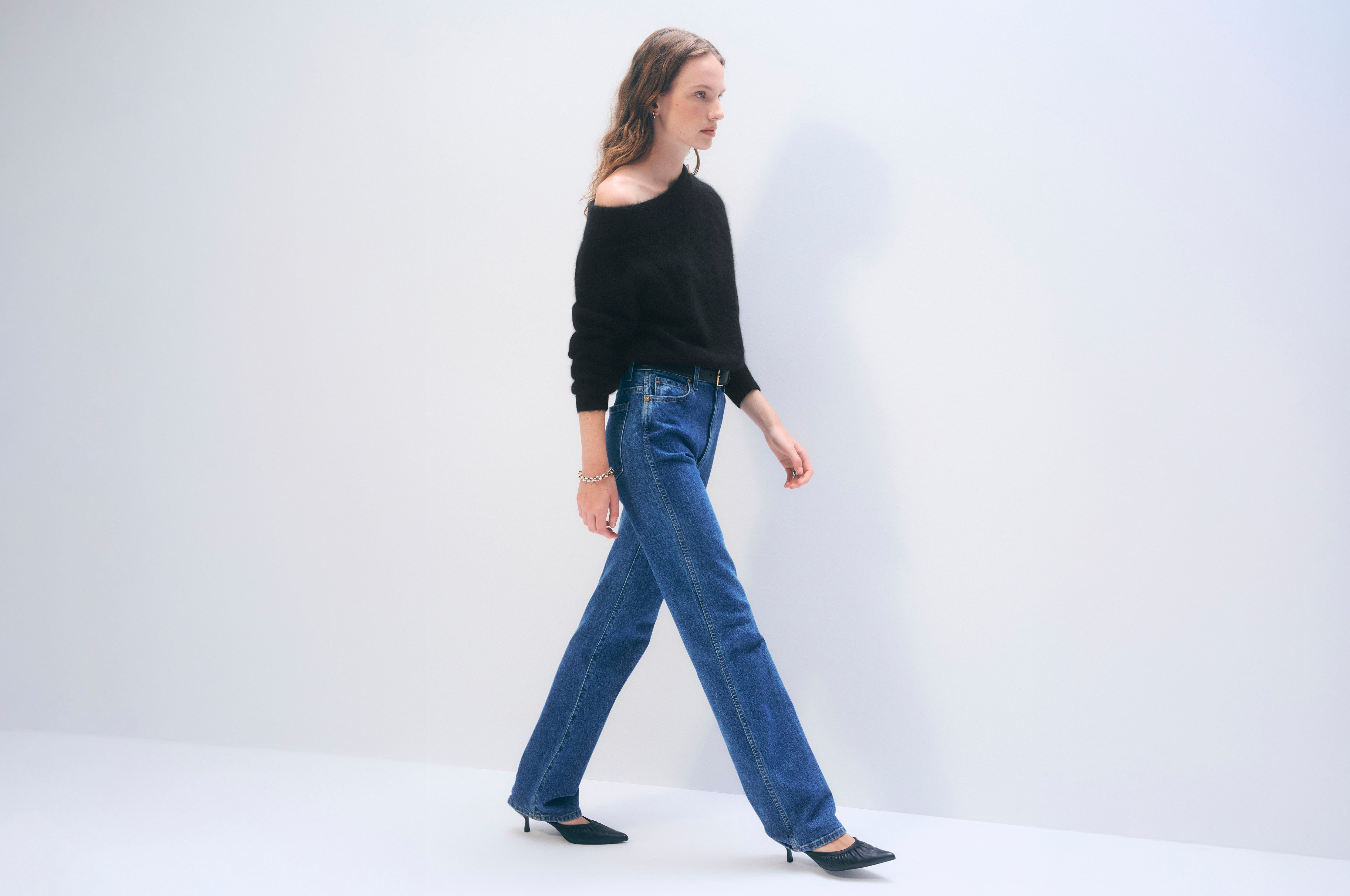 Brushed Cashmere Off Shoulder Crewneck | Black