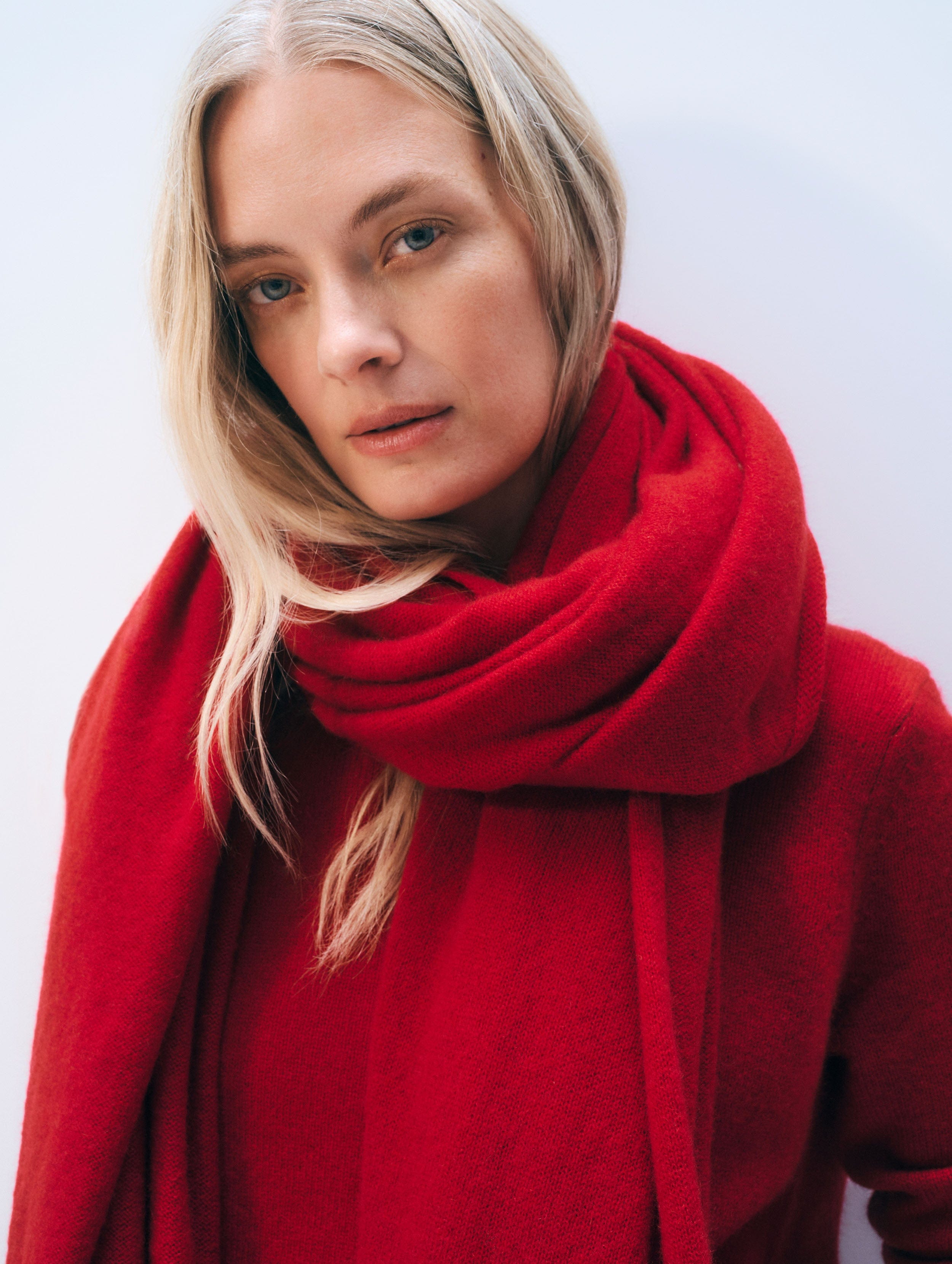 Cashmere Travel Wrap | Deep Crimson