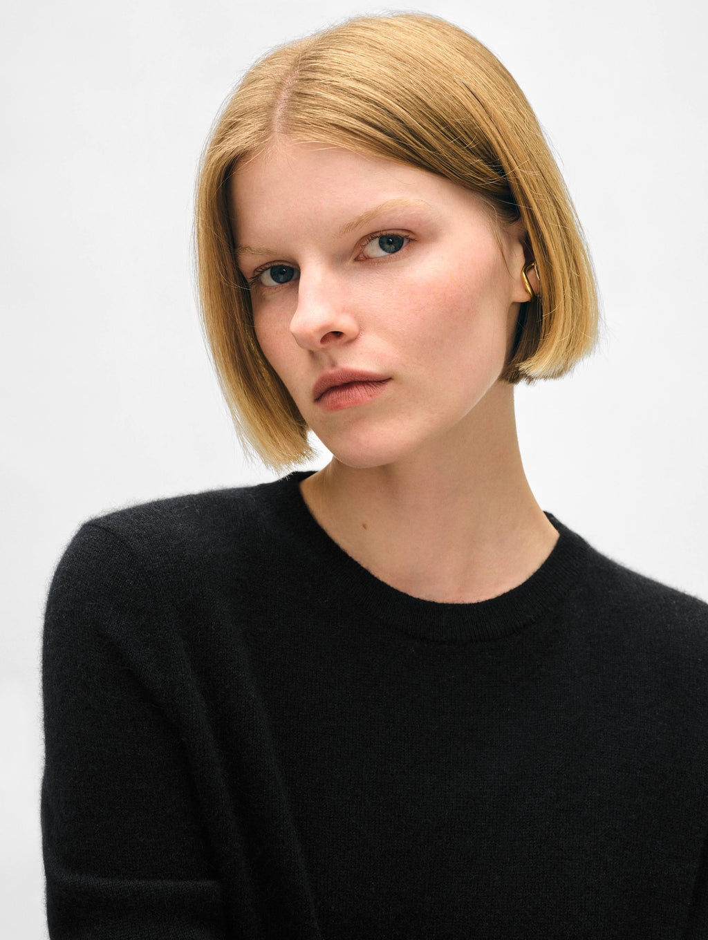 White and warren essential cashmere crewneck discount