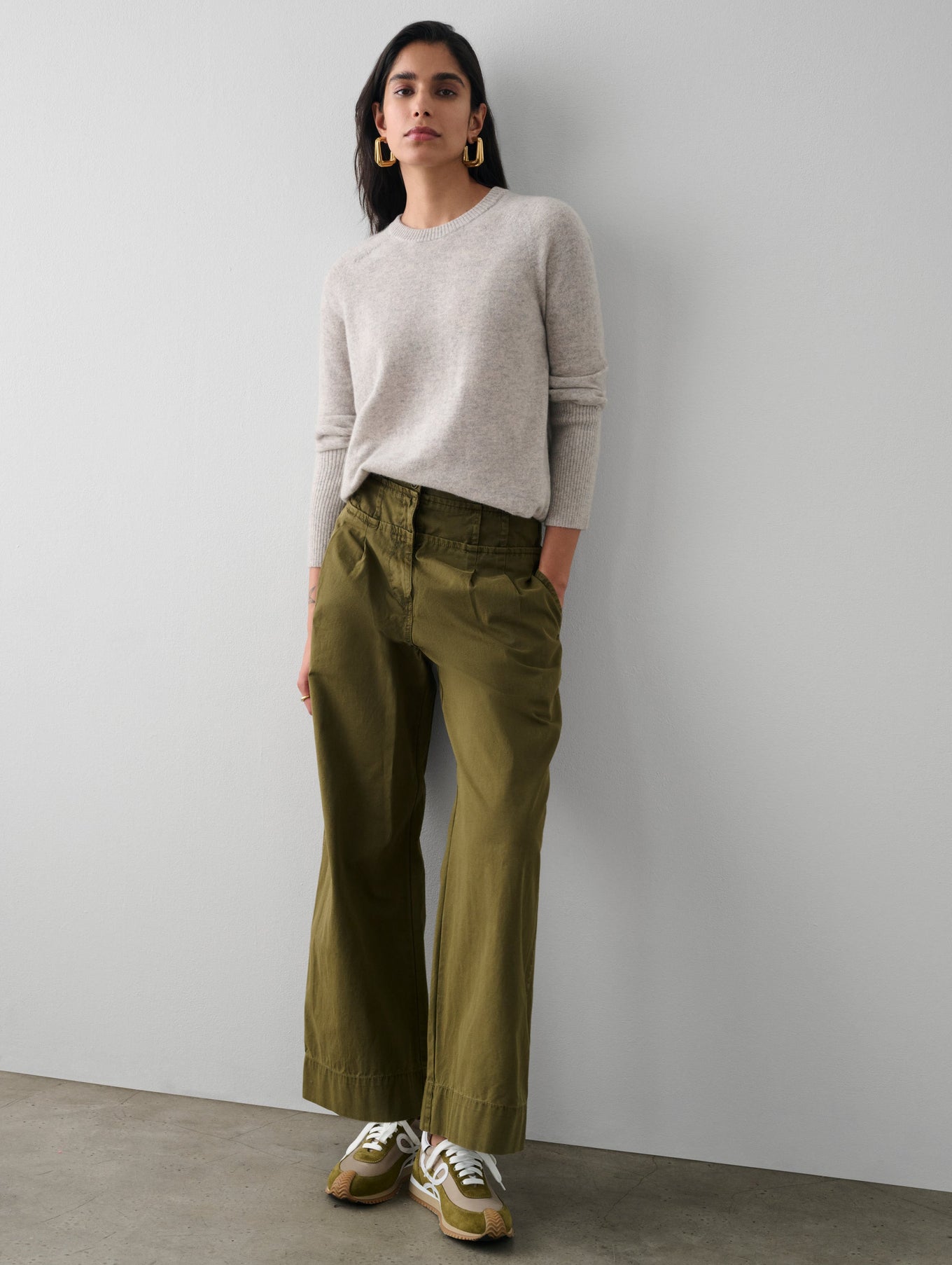 Cashmere Ribbed Trim Crewneck