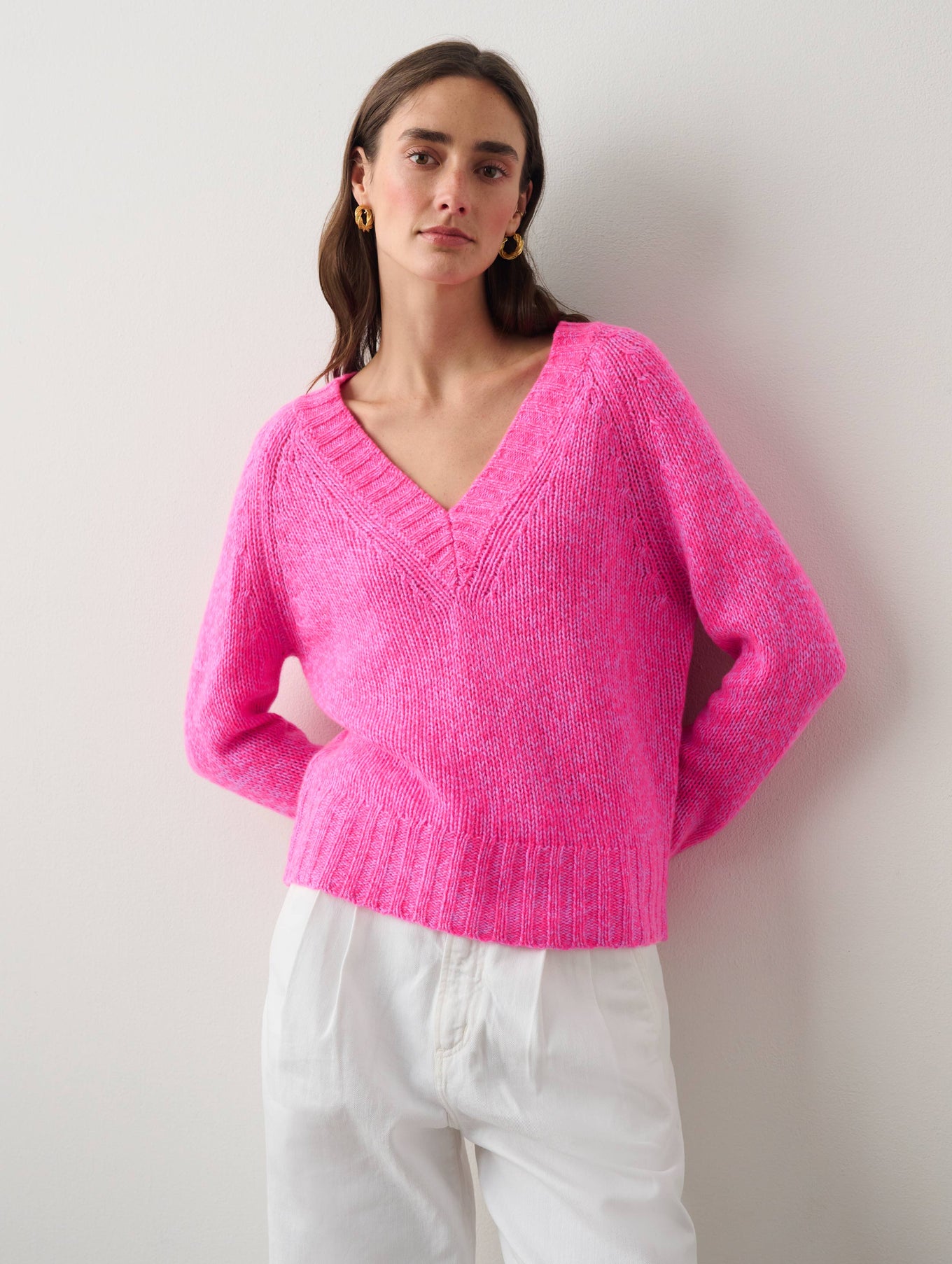 Cashmere Air Spun V Neck