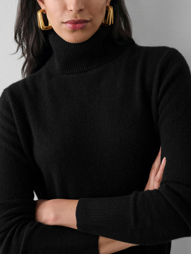 files/20420_Cashmere-Essential-Turtleneck_Black_AS_04.jpg