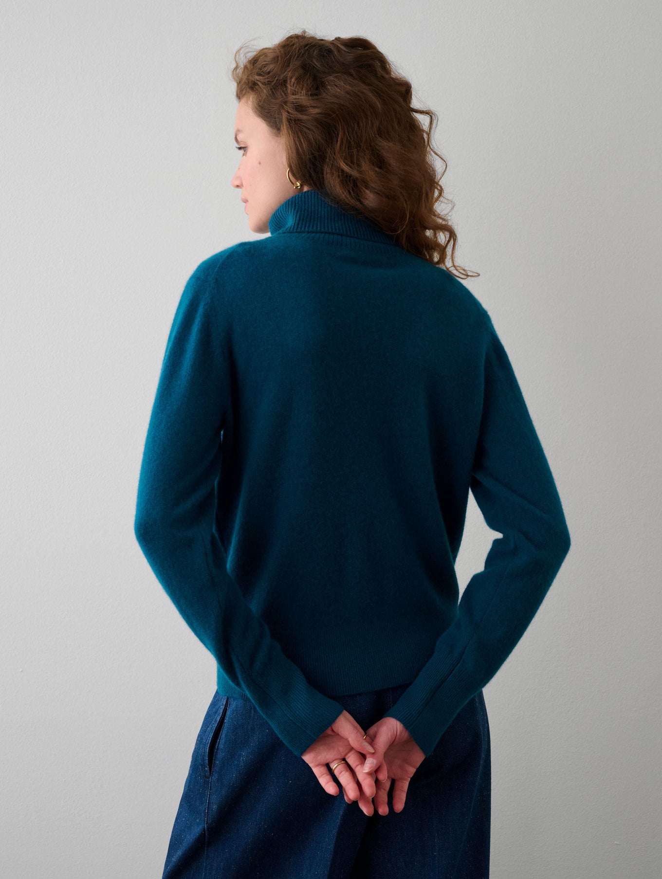 Essential Cashmere Turtleneck