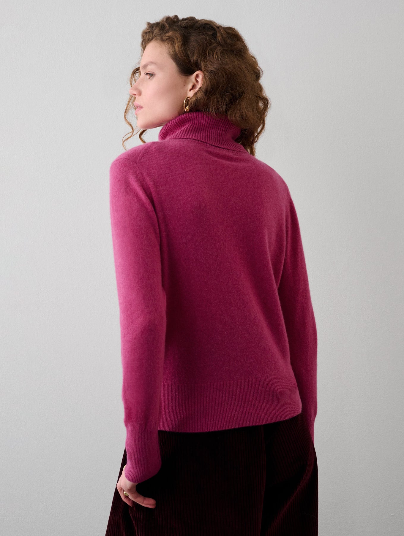 Essential Cashmere Turtleneck