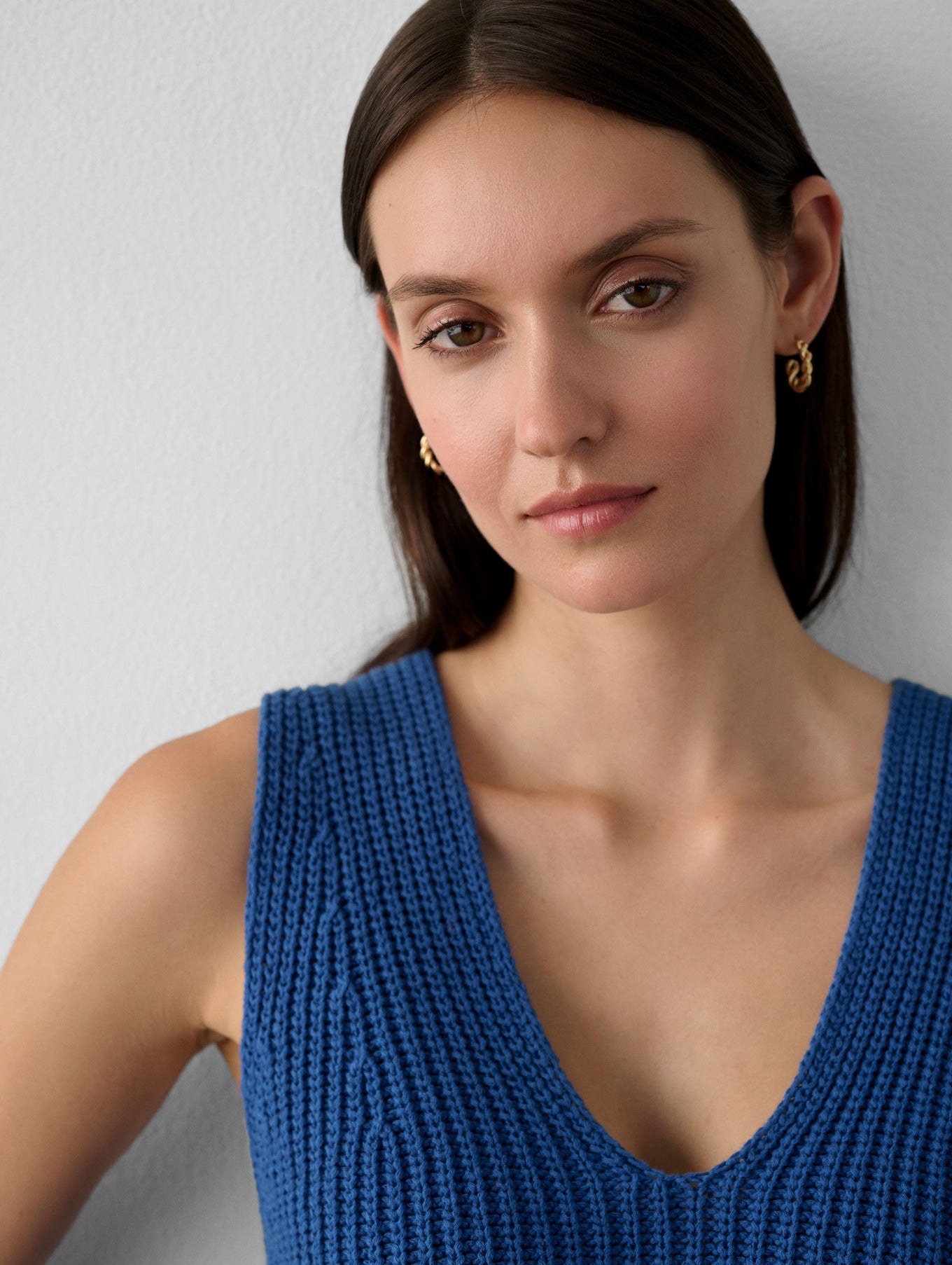 Cotton Tape Sleeveless Ribbed V Neck