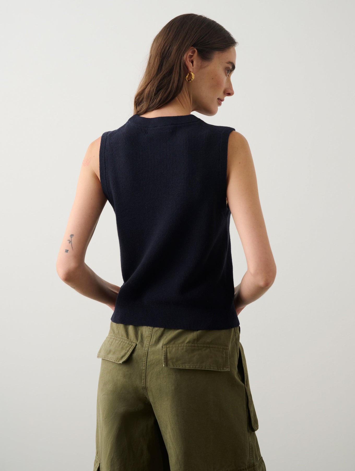 Cotton Silk Sleeveless Ribbed Crewneck
