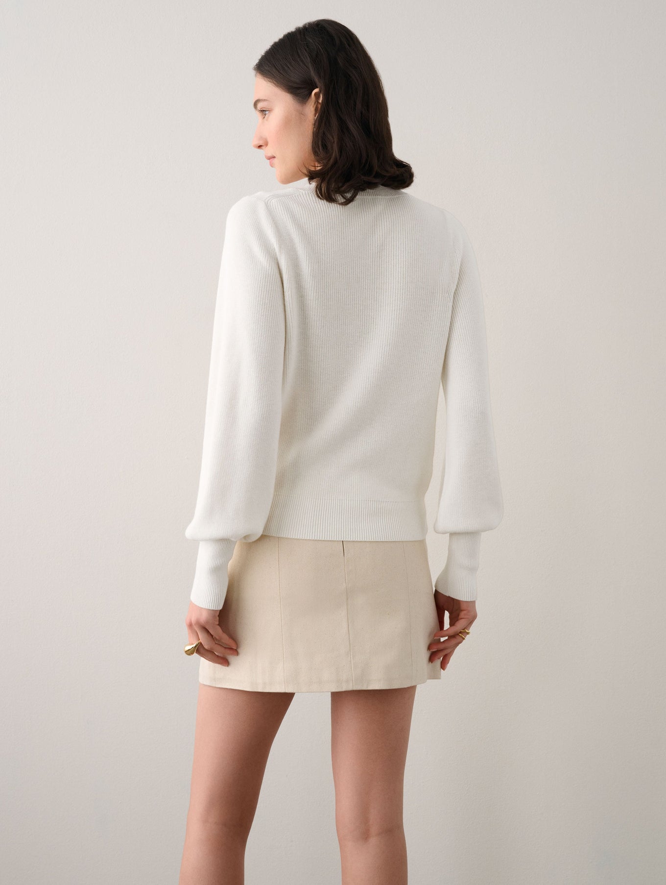 Cotton Silk Blouson Sleeve V Neck