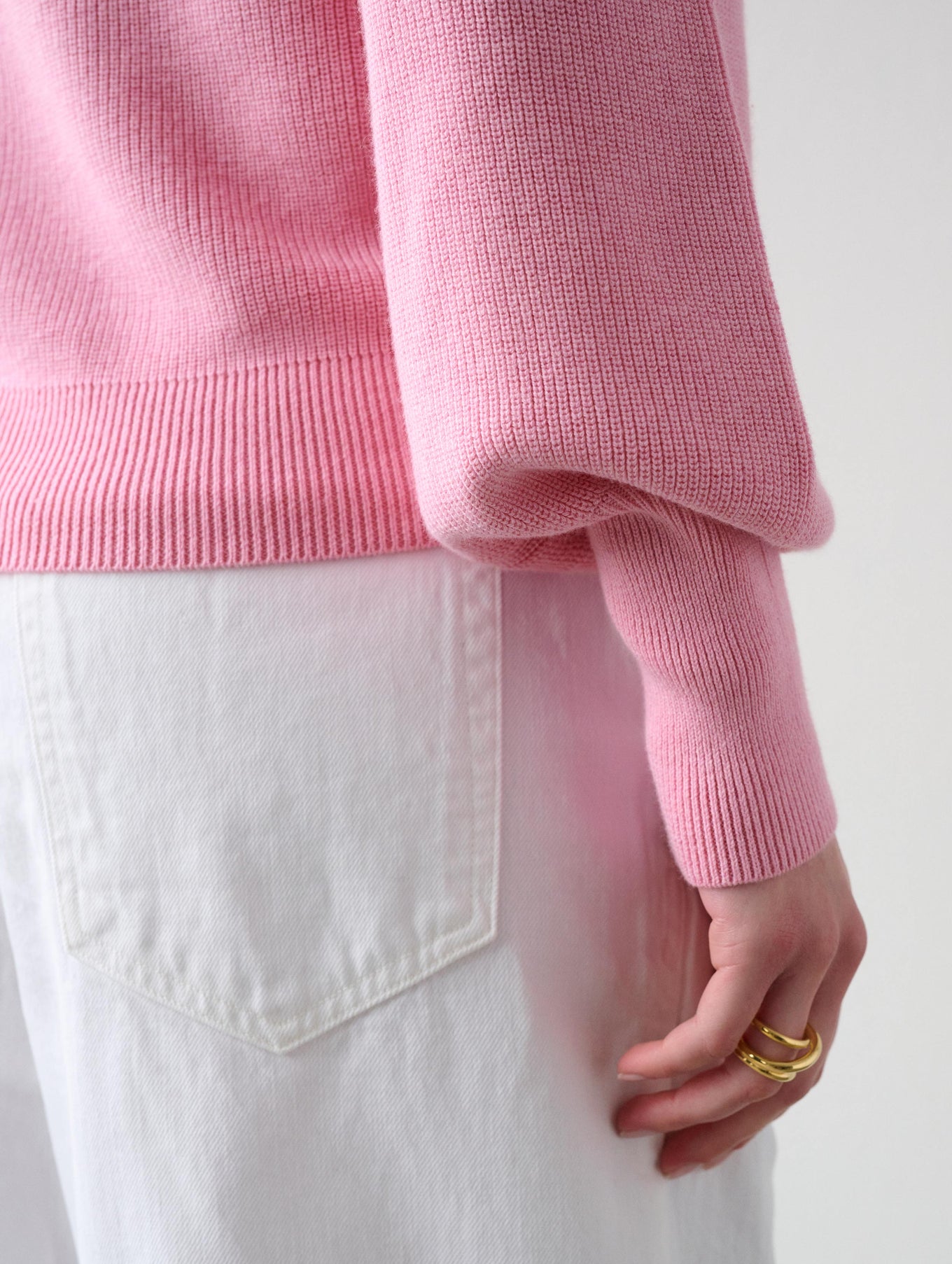 Cotton Silk Blouson Sleeve V Neck