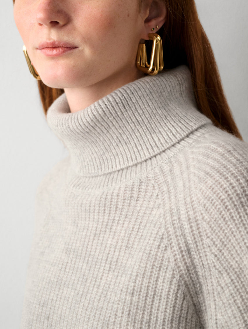 Cashmere Luxe Ribbed Turtleneck