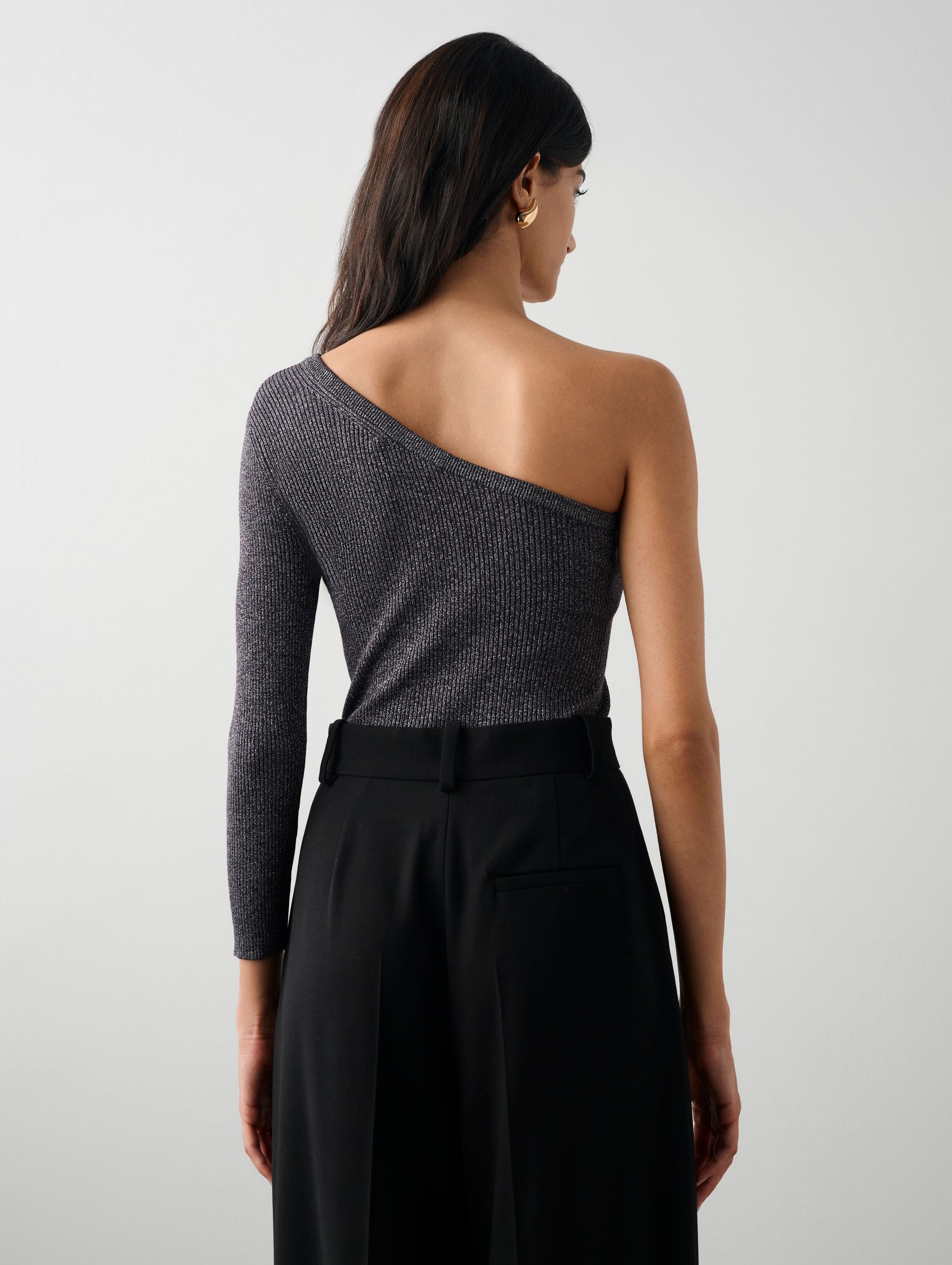 Long one sales sleeve top