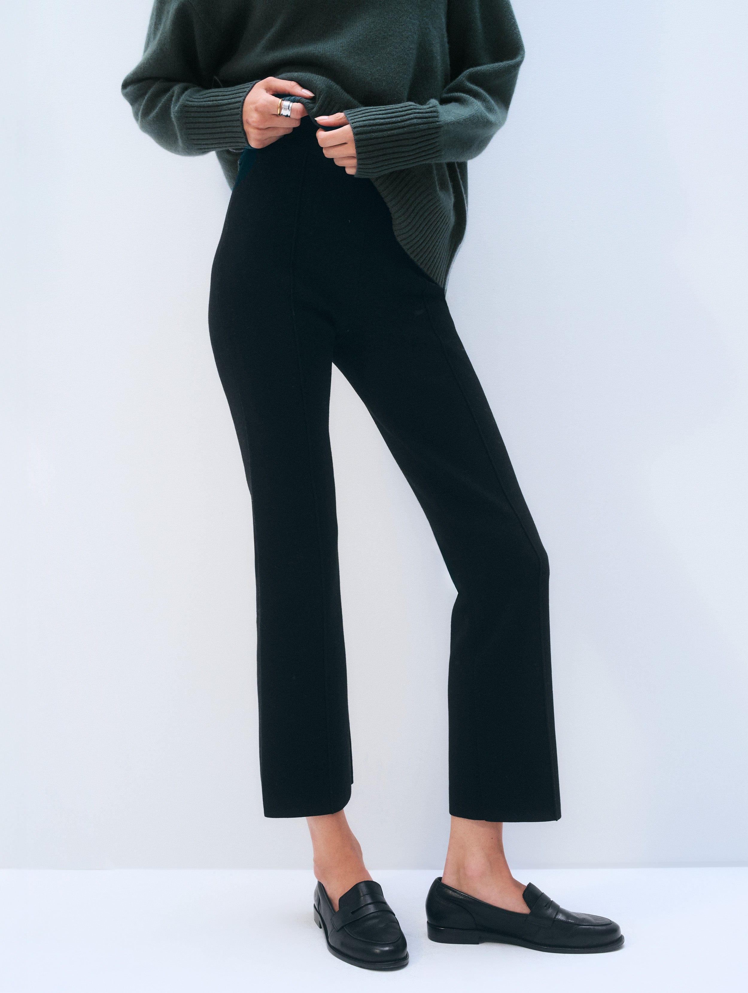 Superfine Organic Cotton Kick Flare Pant | Black