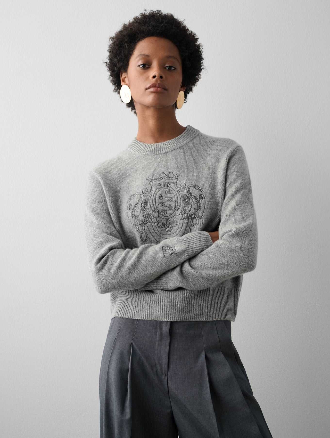 Cashmere Coat Of Arms Embroidered Crewneck