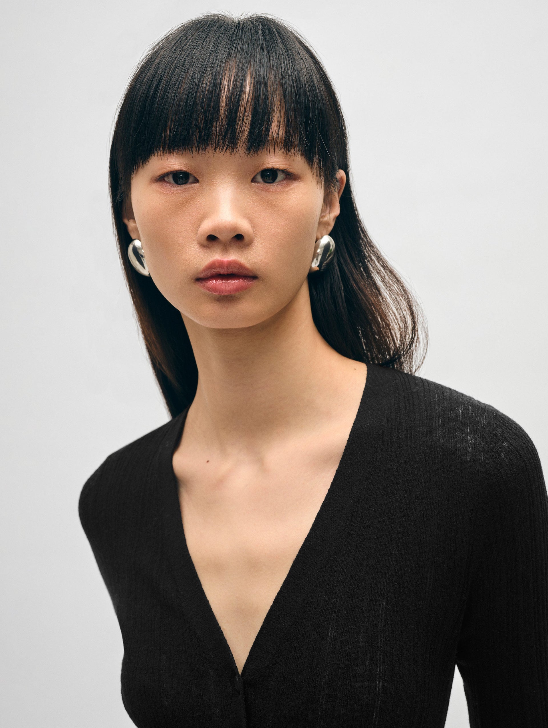 Linen Gauze Ribbed V Neck Cardigan White + Warren