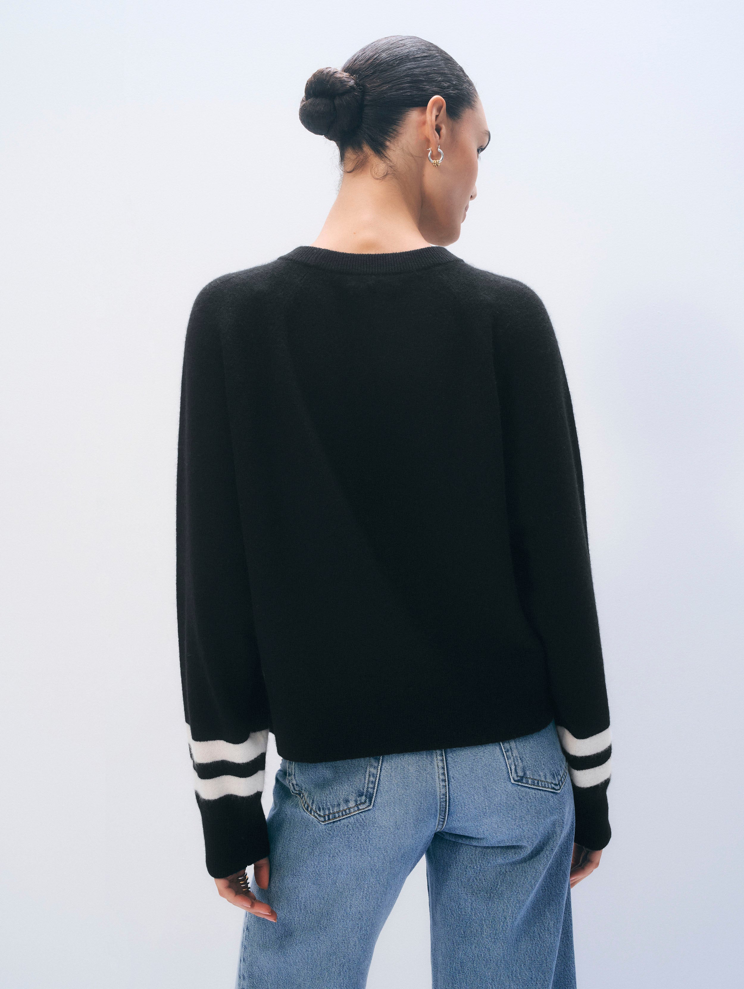 Cashmere Easy Sweatshirt | Black/Soft White