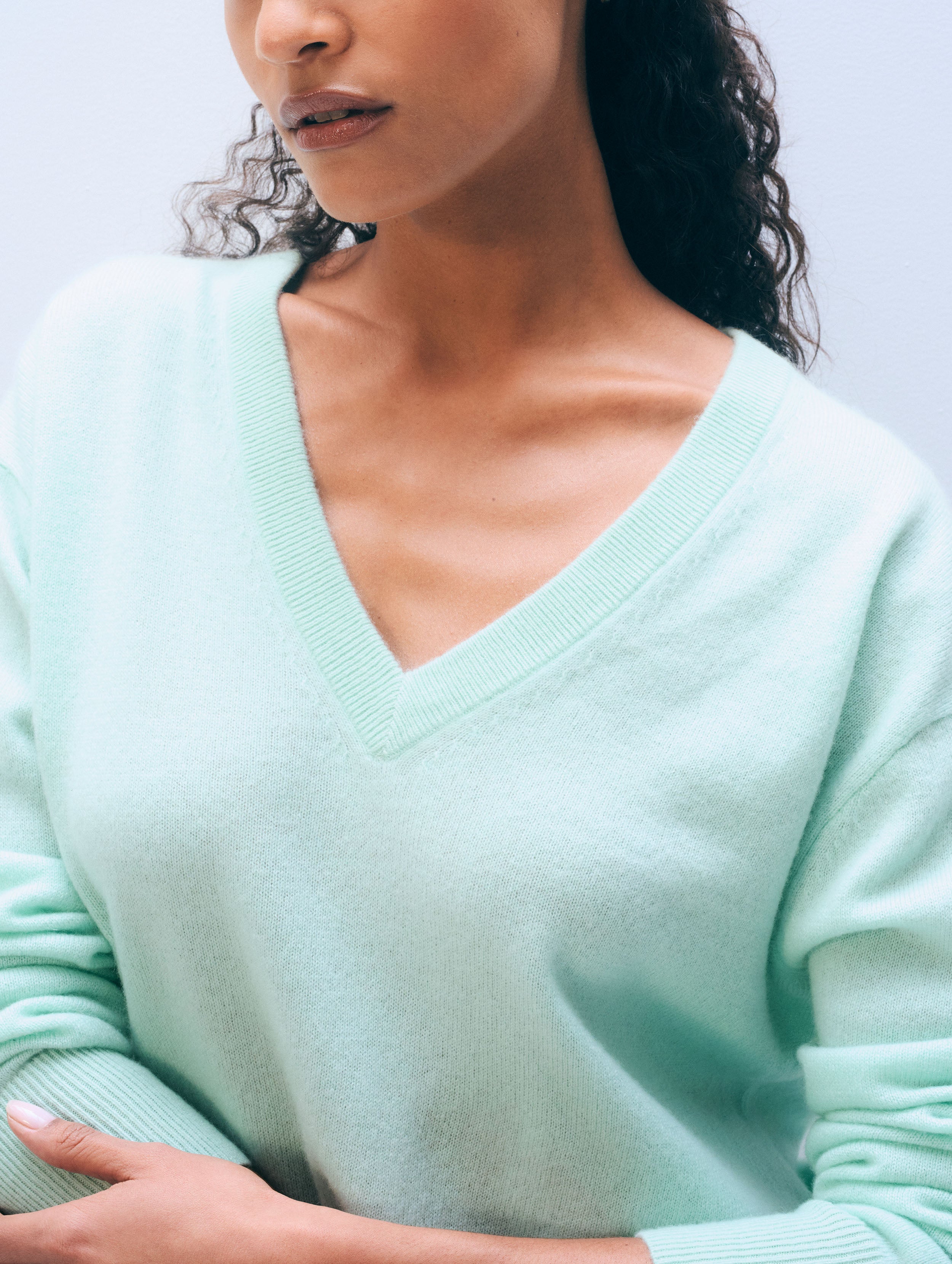 Cashmere V Neck | Light Aqua