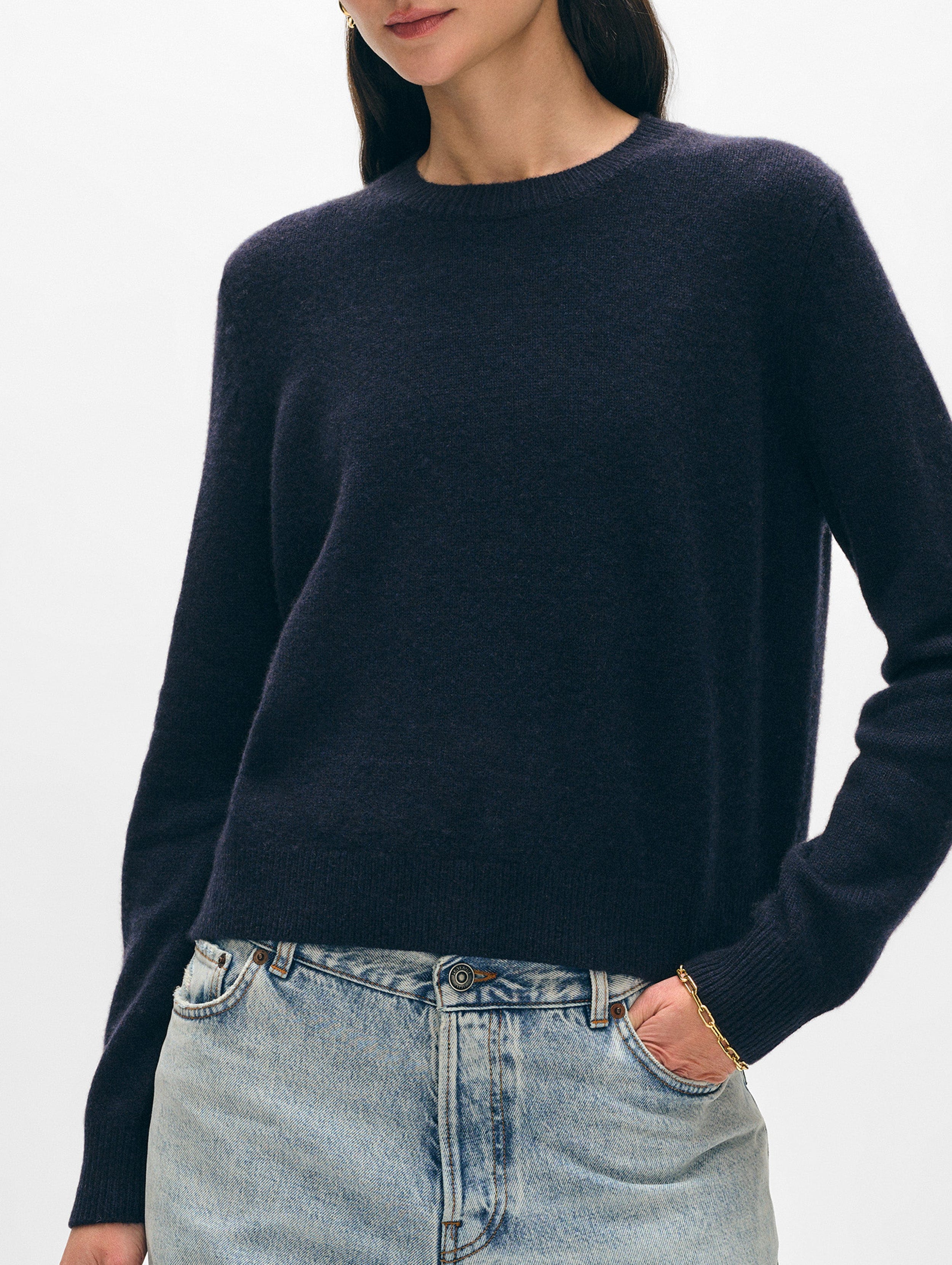 Cashmere Ribbed Trim Crewneck | White & Warren