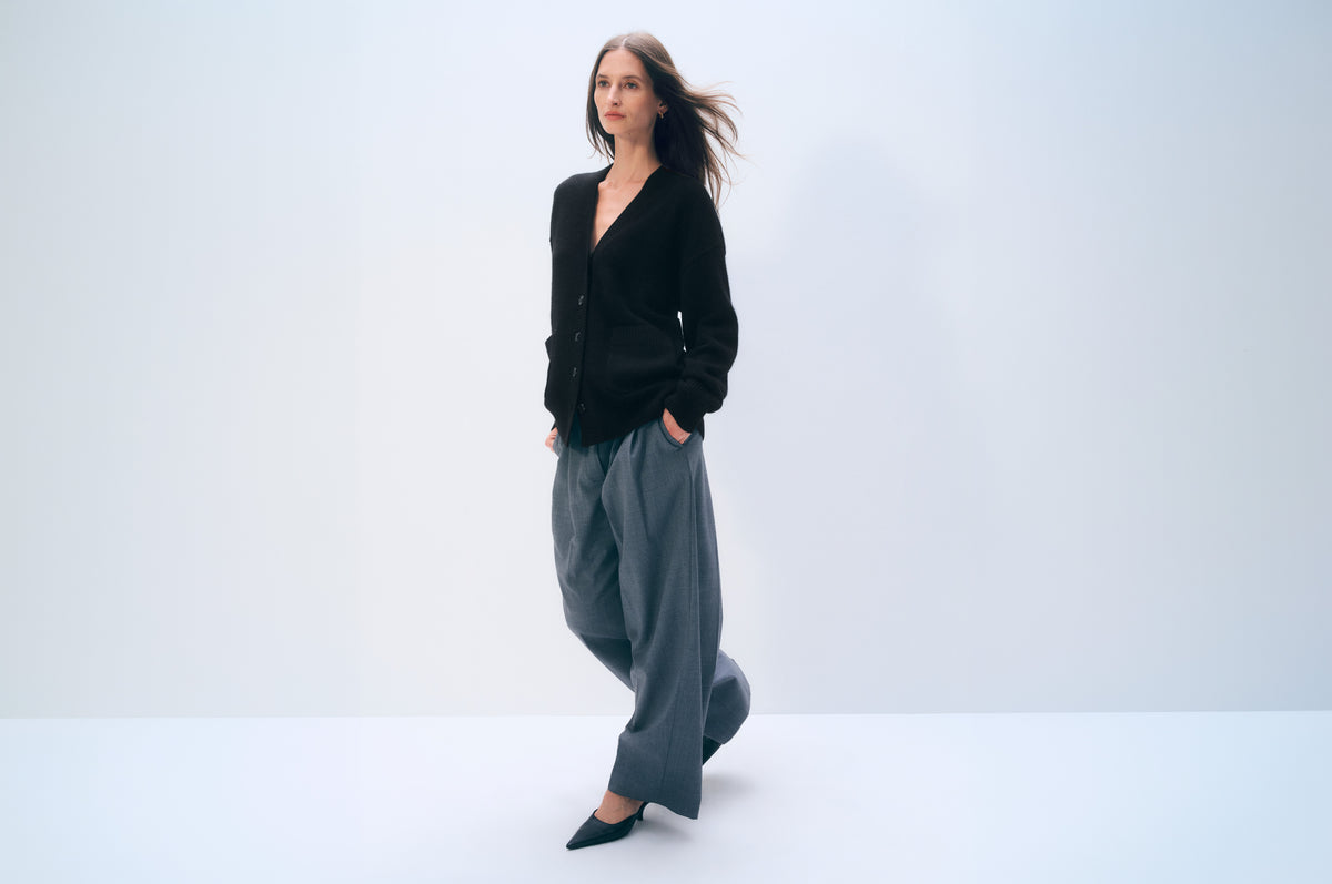 Cashmere Luxe Pocket Cardigan | Black