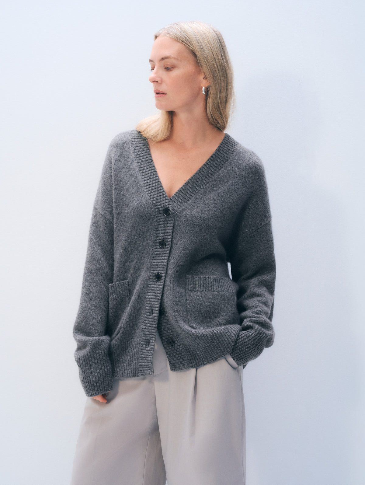 Cashmere Luxe Pocket Cardigan | Graphite Heather
