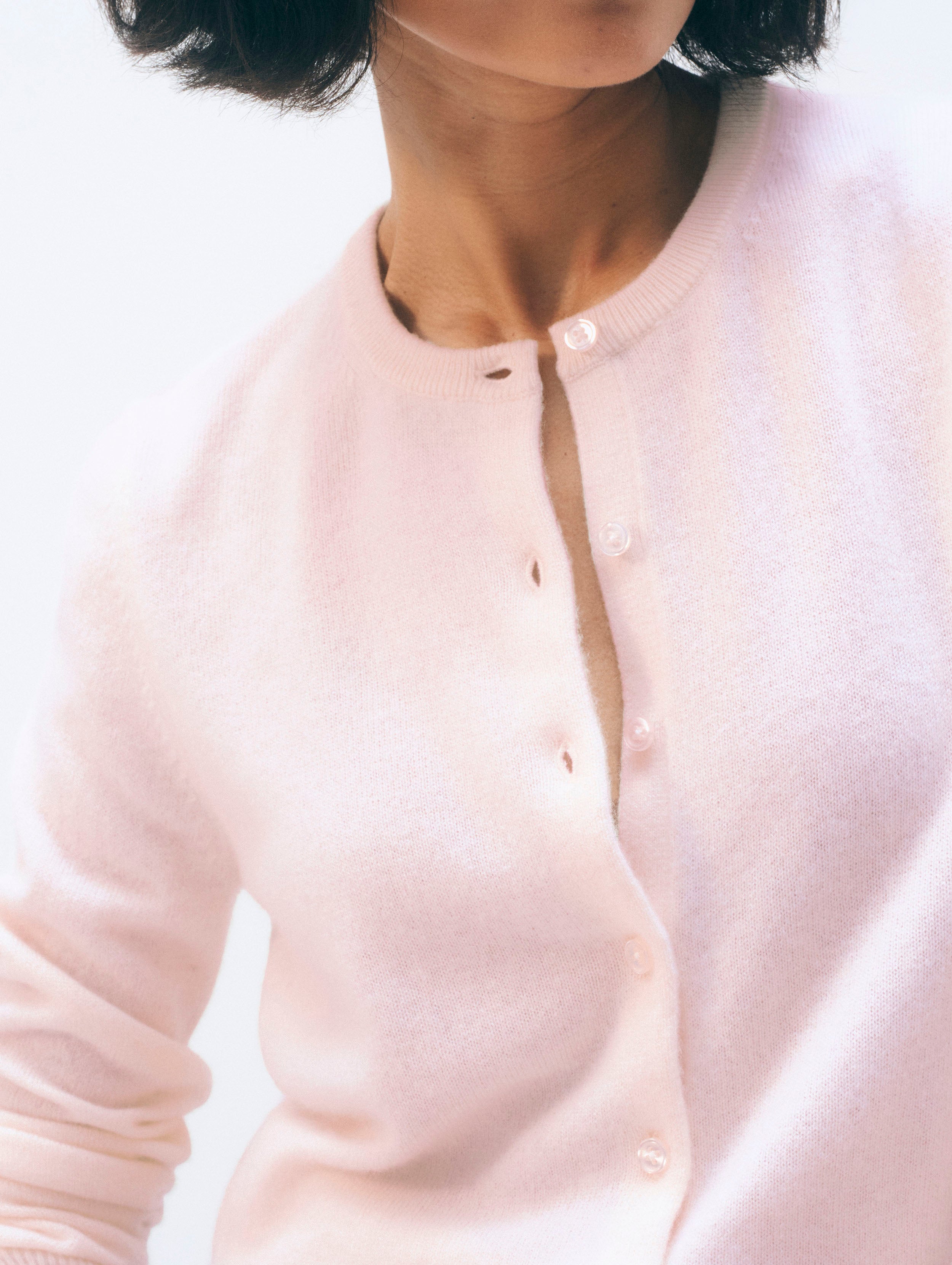 Cashmere Crewneck Cardigan | White & Warren