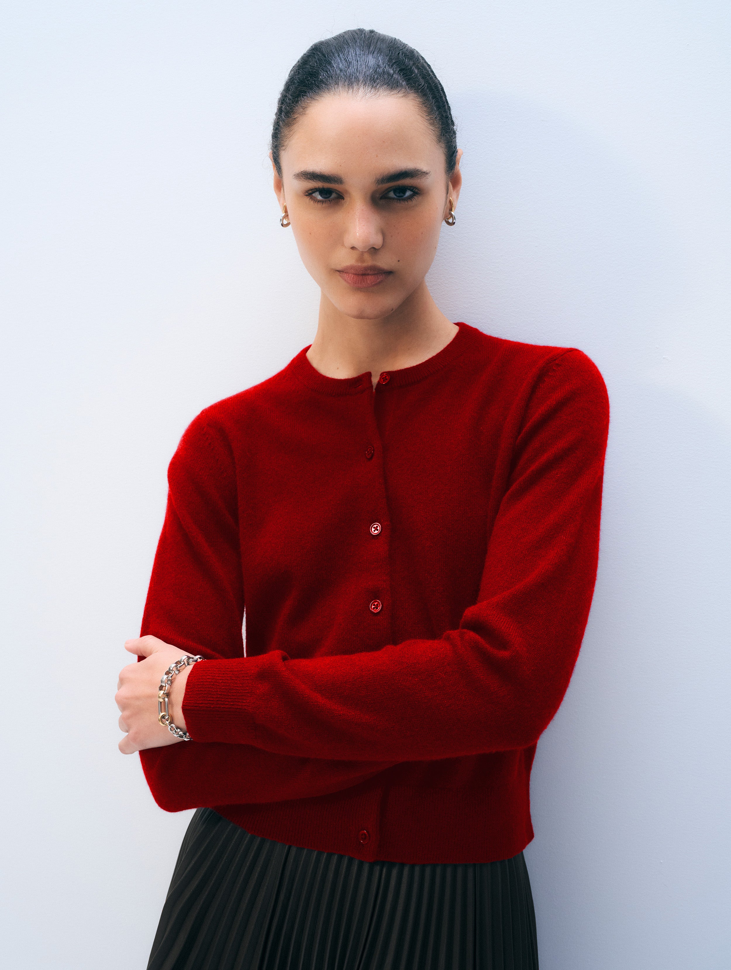 Cashmere Crewneck Cardigan | Deep Crimson