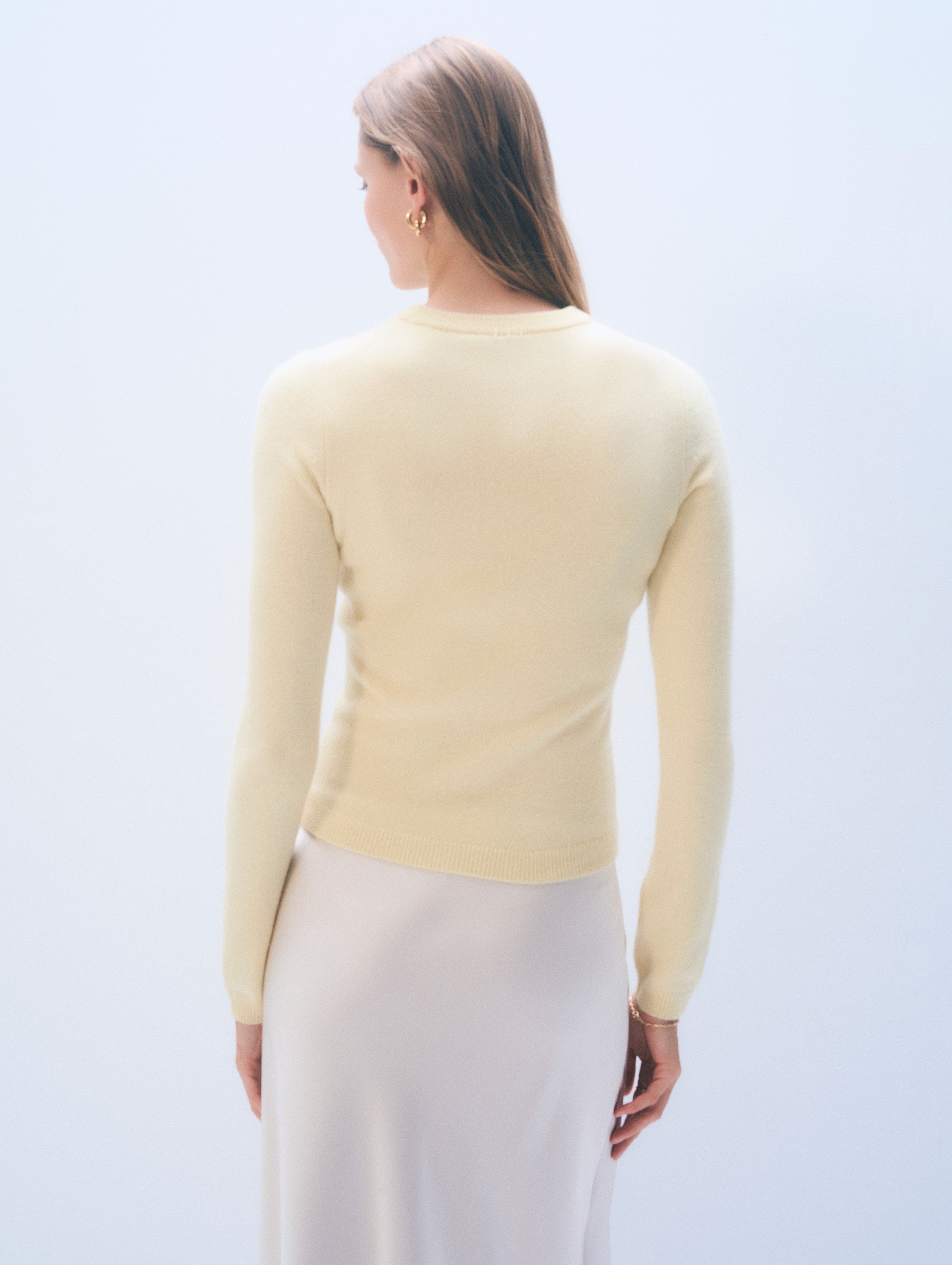 Cashmere Slim Stretch Crewneck | Lemonade