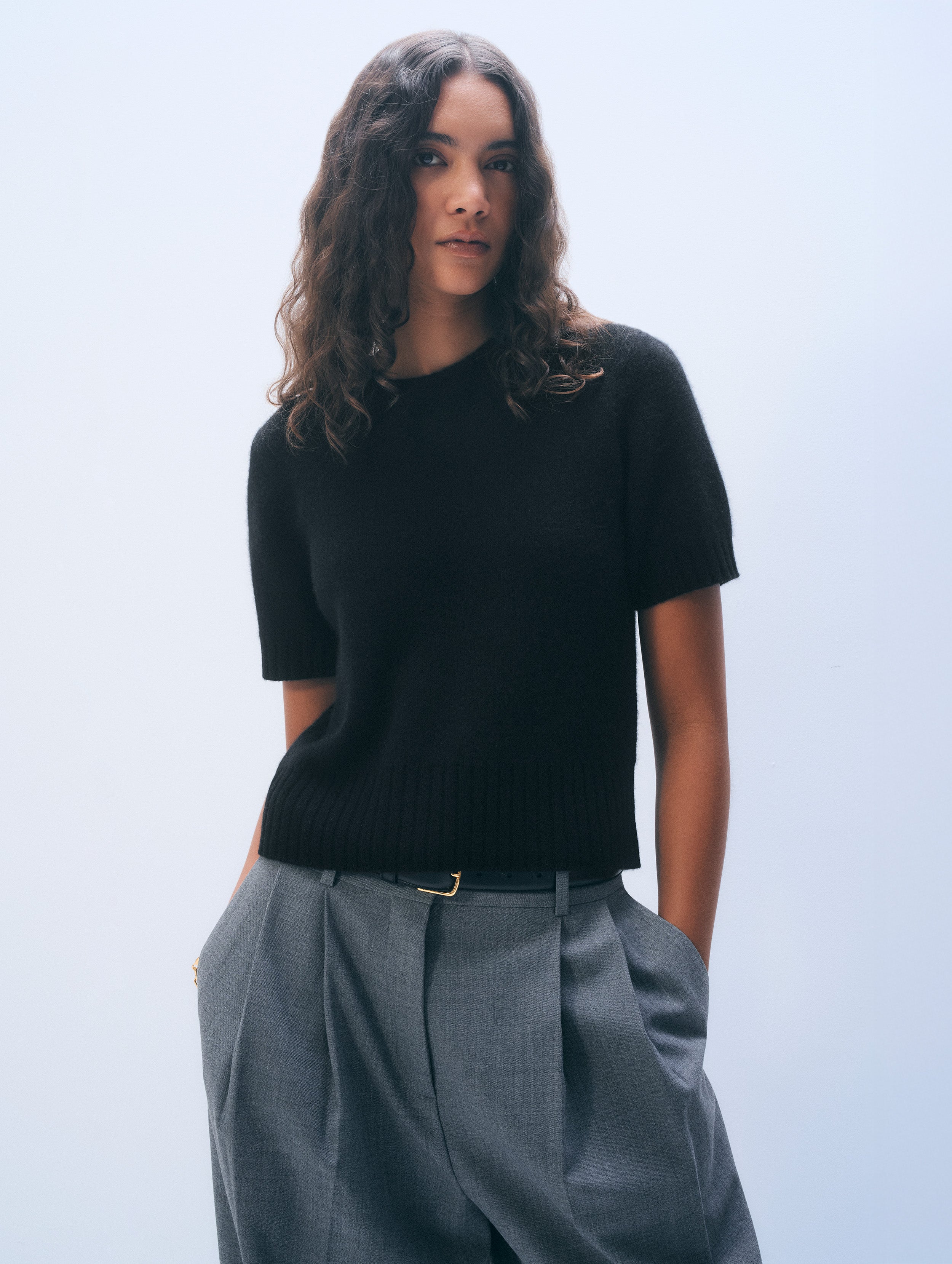 Cashmere Featherweight T-Shirt | Black