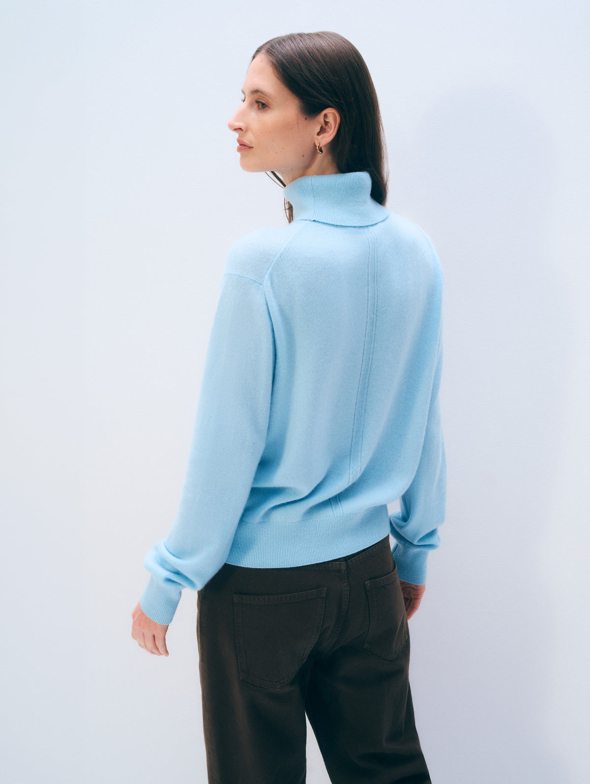 Cashmere Rib Trim Easy Turtleneck | Seersucker Blue
