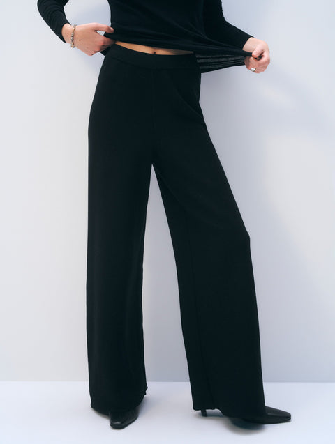 Superfine Organic Cotton Kick Flare Pant | Black