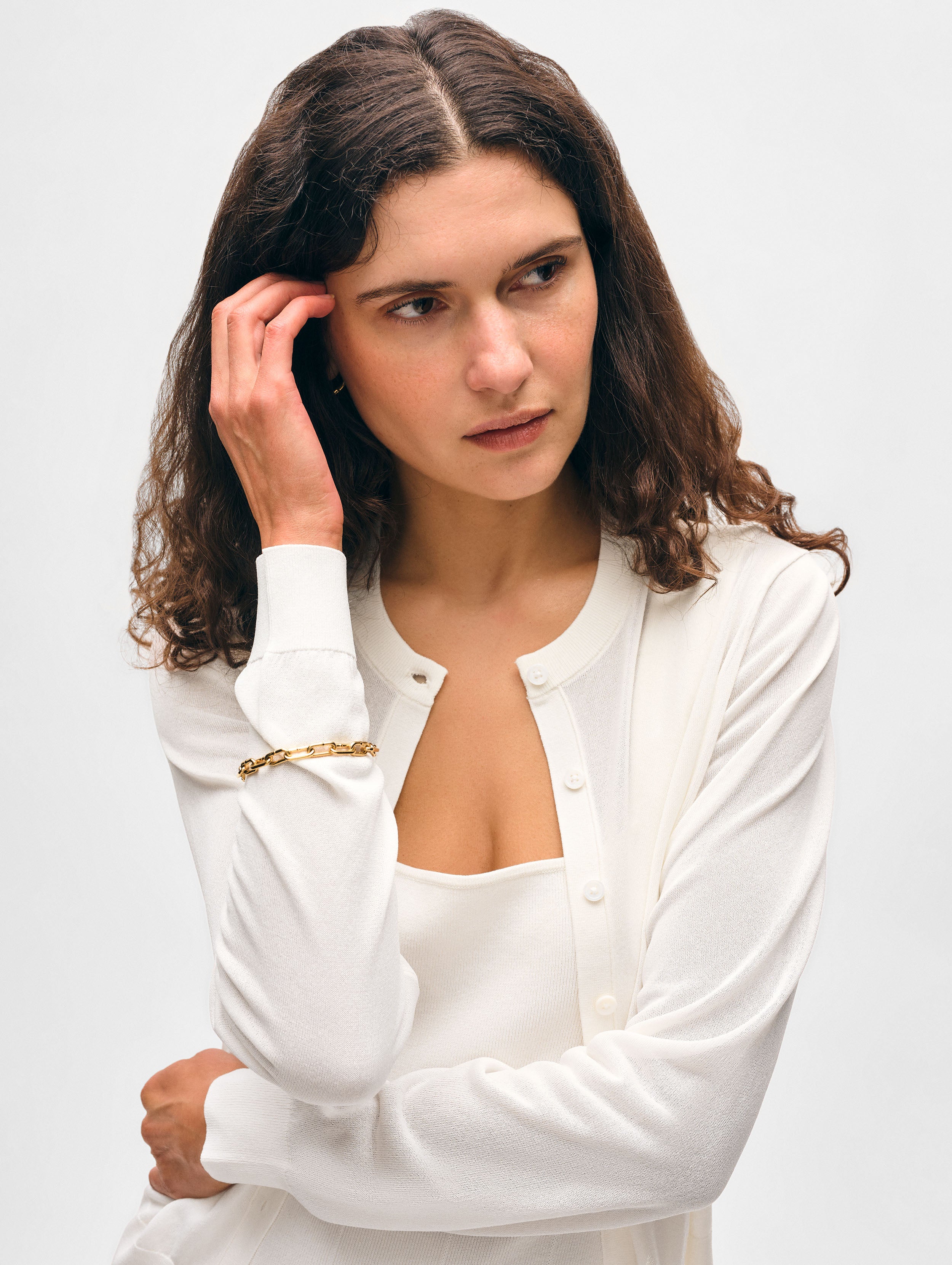 Paperfine Crewneck Cardigan | White