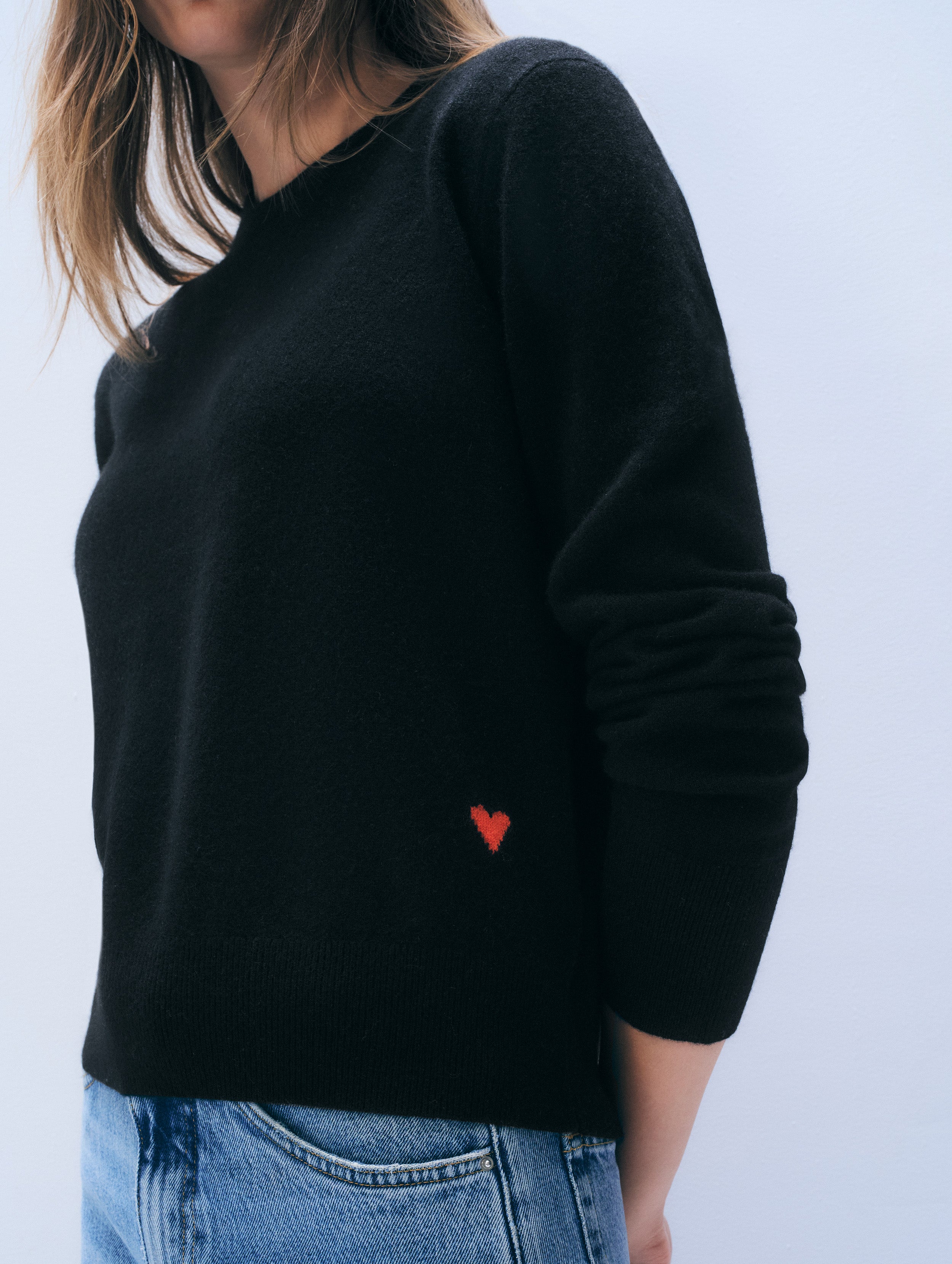 Cashmere Heart Crewneck | Black/Poppy Red