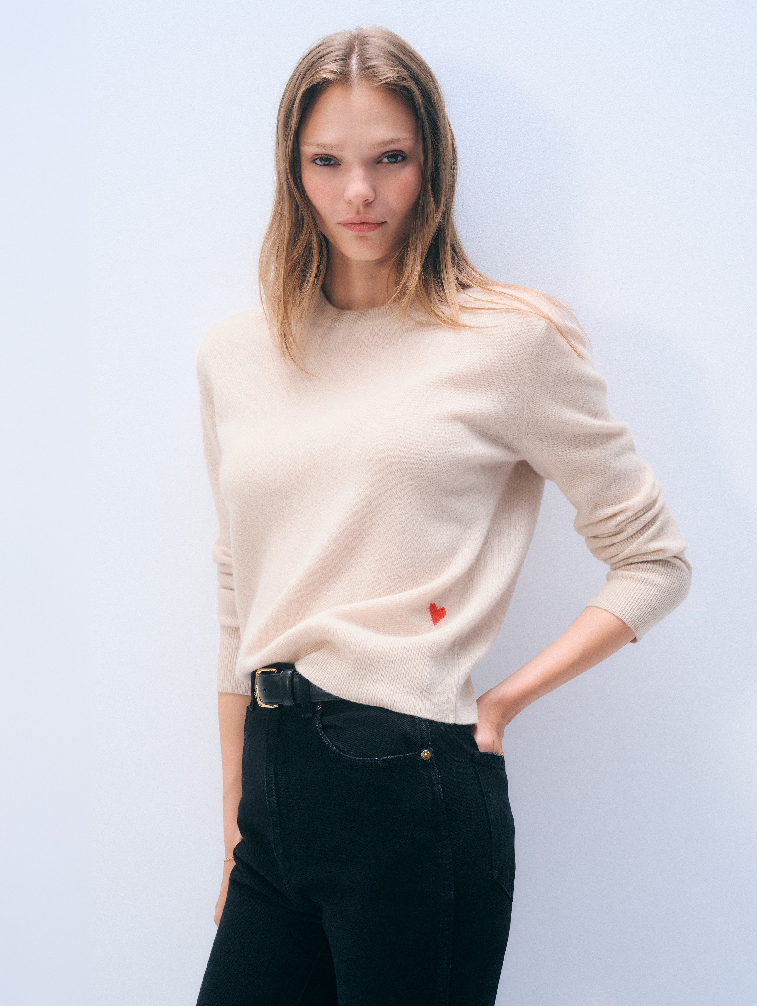 Cashmere Heart Crewneck | Natural Heather/Poppy Red