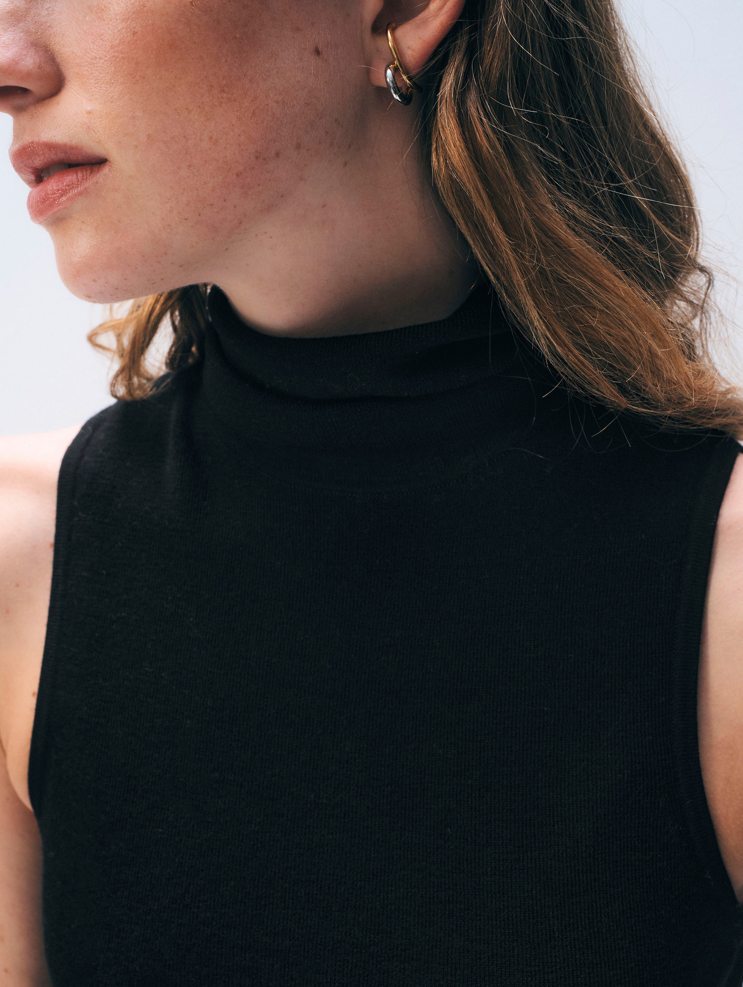 トップス BLACK BRICK Hybrid Merino Sleeveless Stretch Merino Sleeveless Turtleneck – Tilley USA
