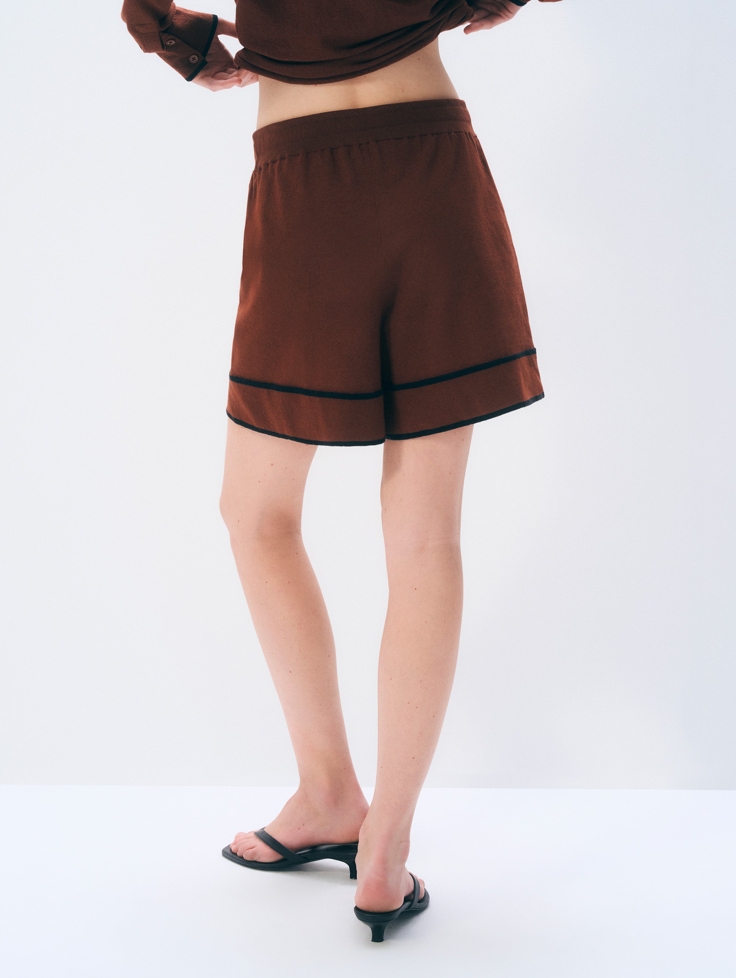 Linen Blend Shorts | Redwood Brown