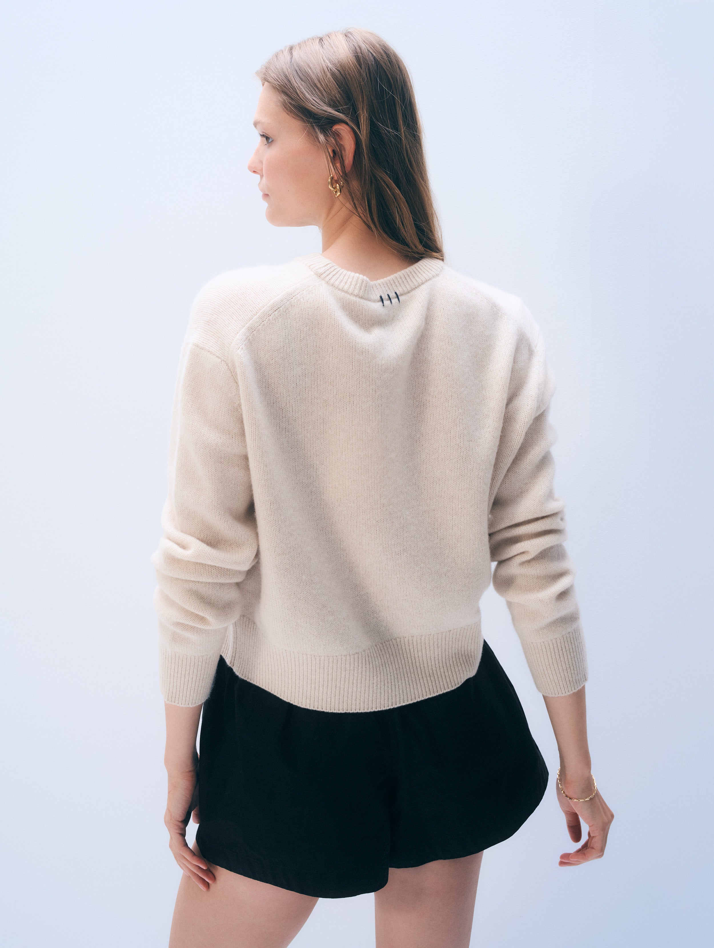 Cashmere Tennis Embroidered Sweatshirt | Soft White Combo