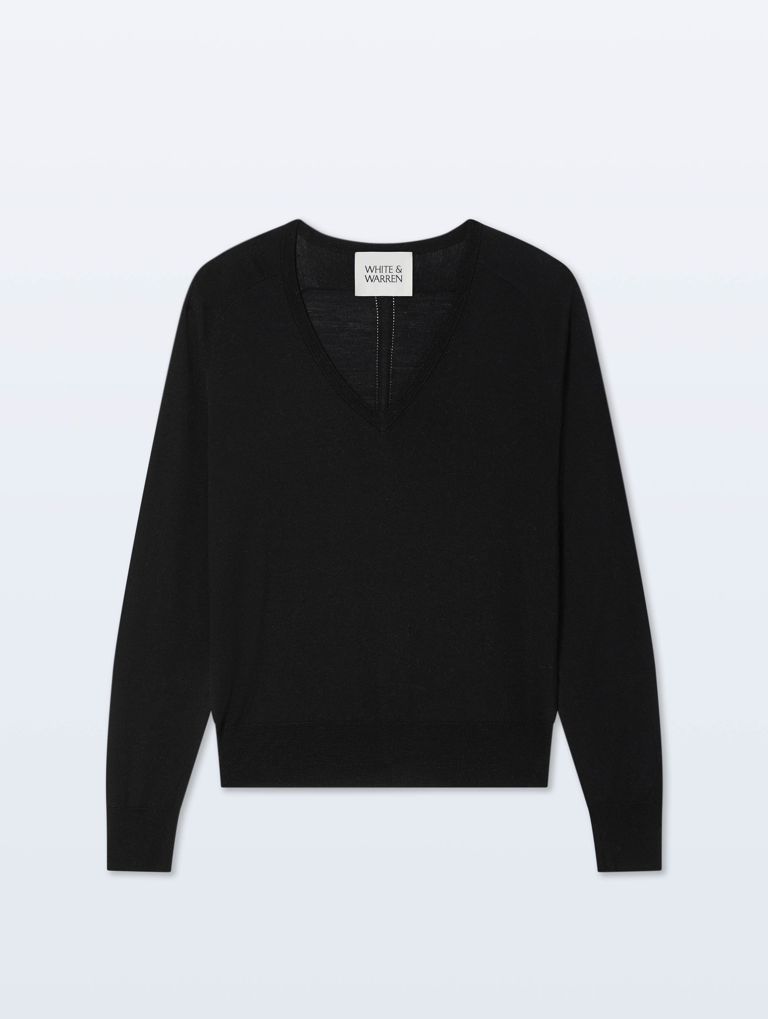 Superfine Merino Wool V-Neck | Black