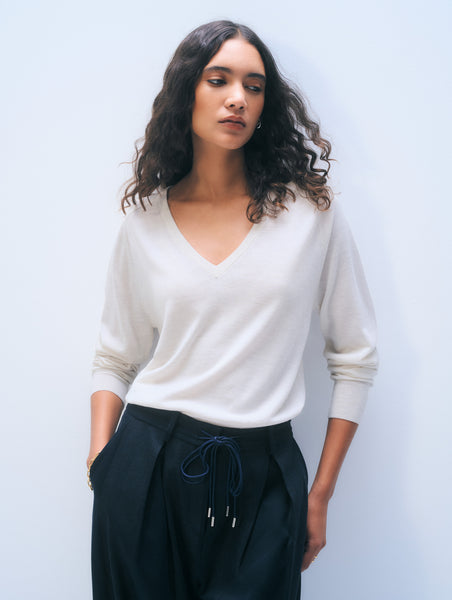 Superfine Merino Wool V-Neck | Ivory