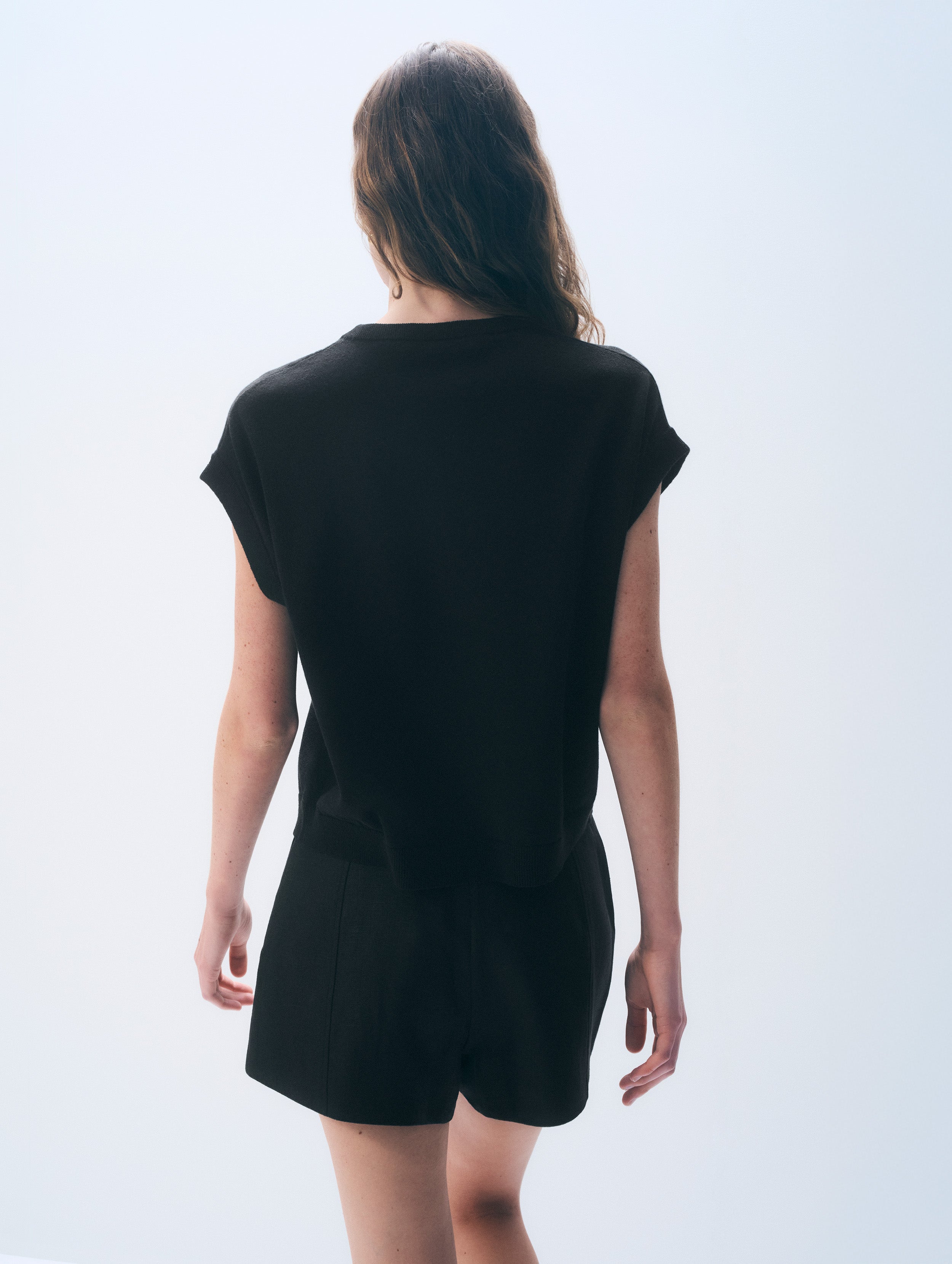 Linen Blend T-Shirt | Black