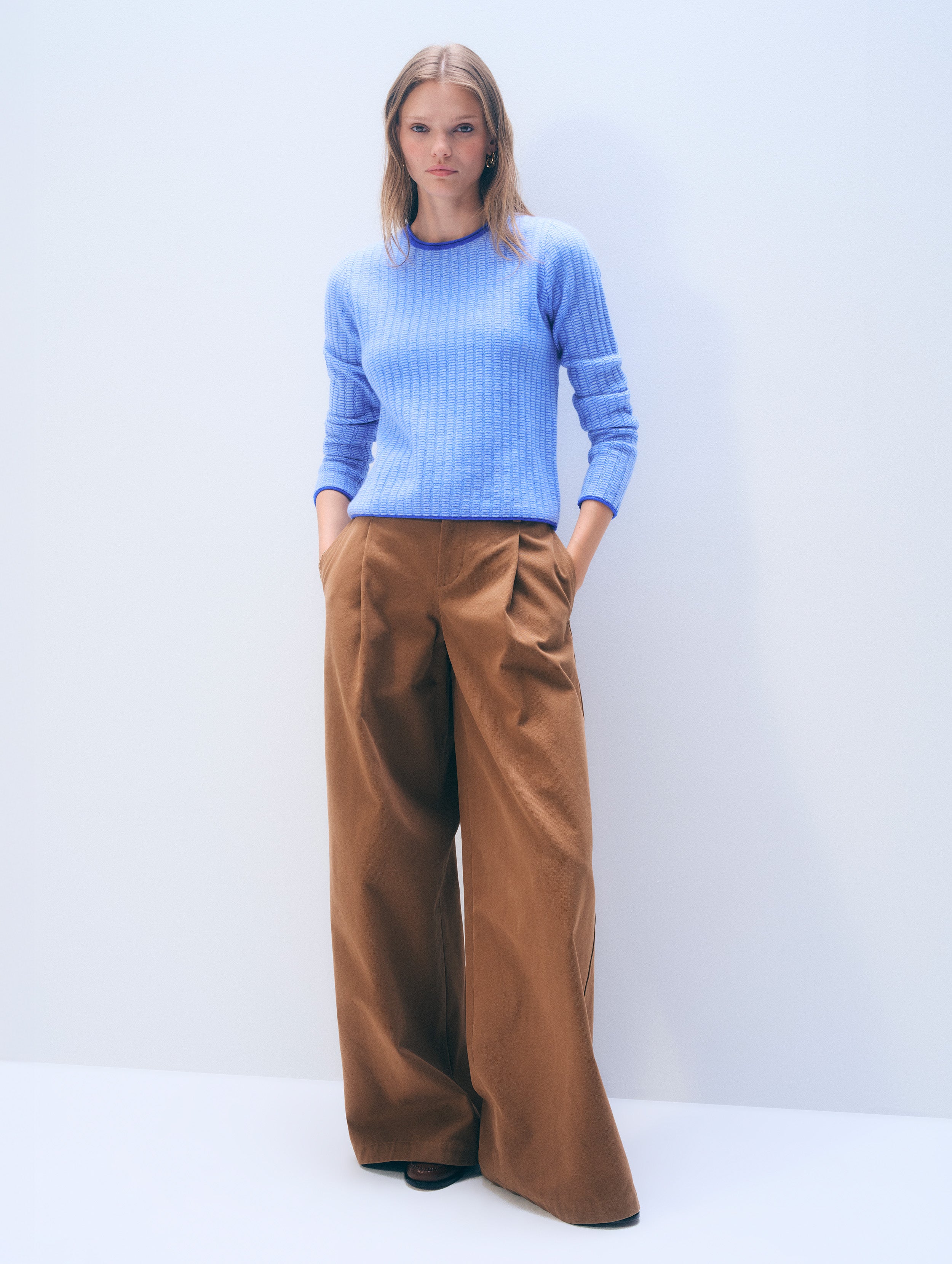 Cashmere Textured Crewneck | Blue Combo
