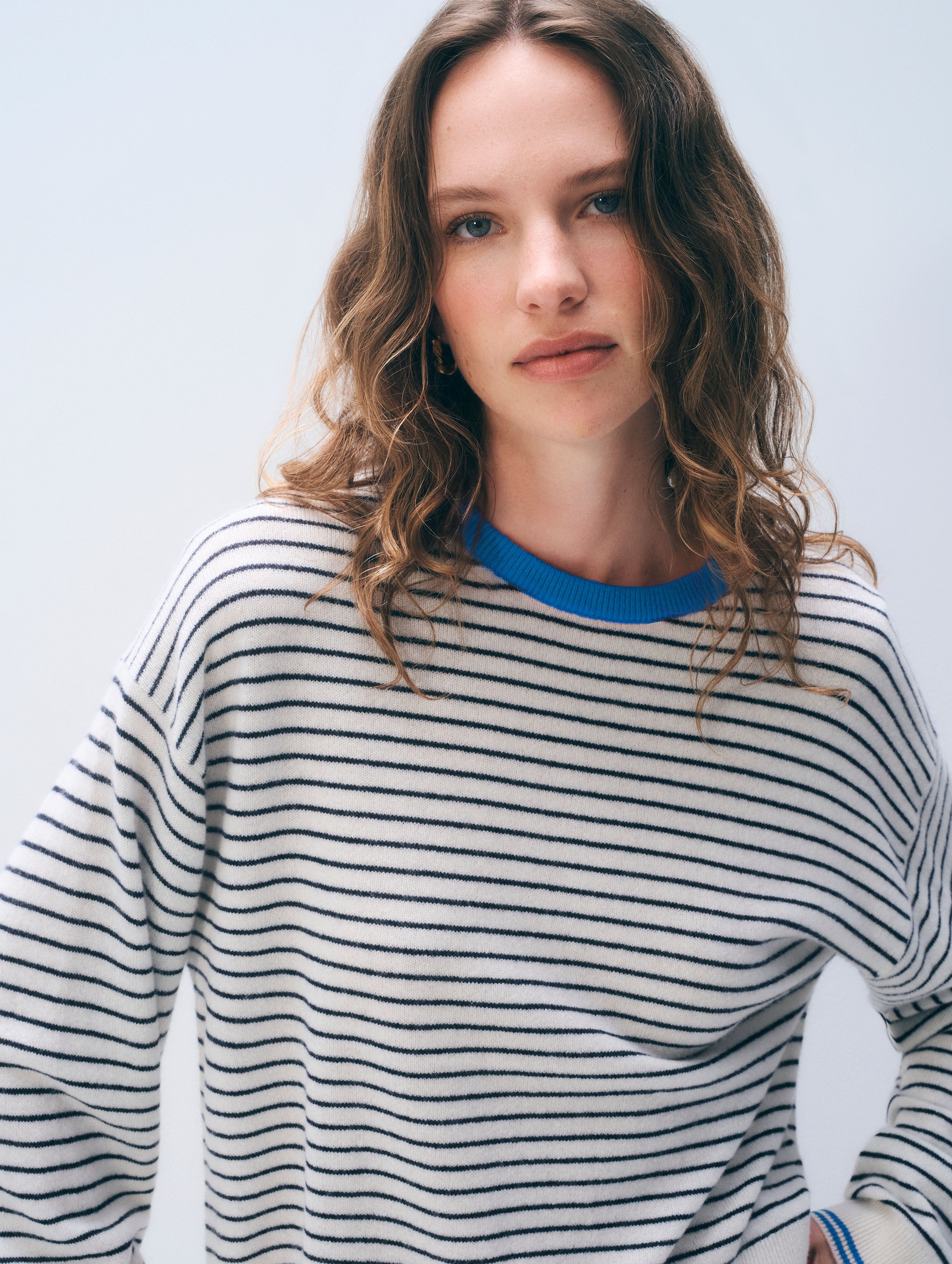 Cashmere Striped Crewneck | Soft White/Deep Navy/Bright Azure