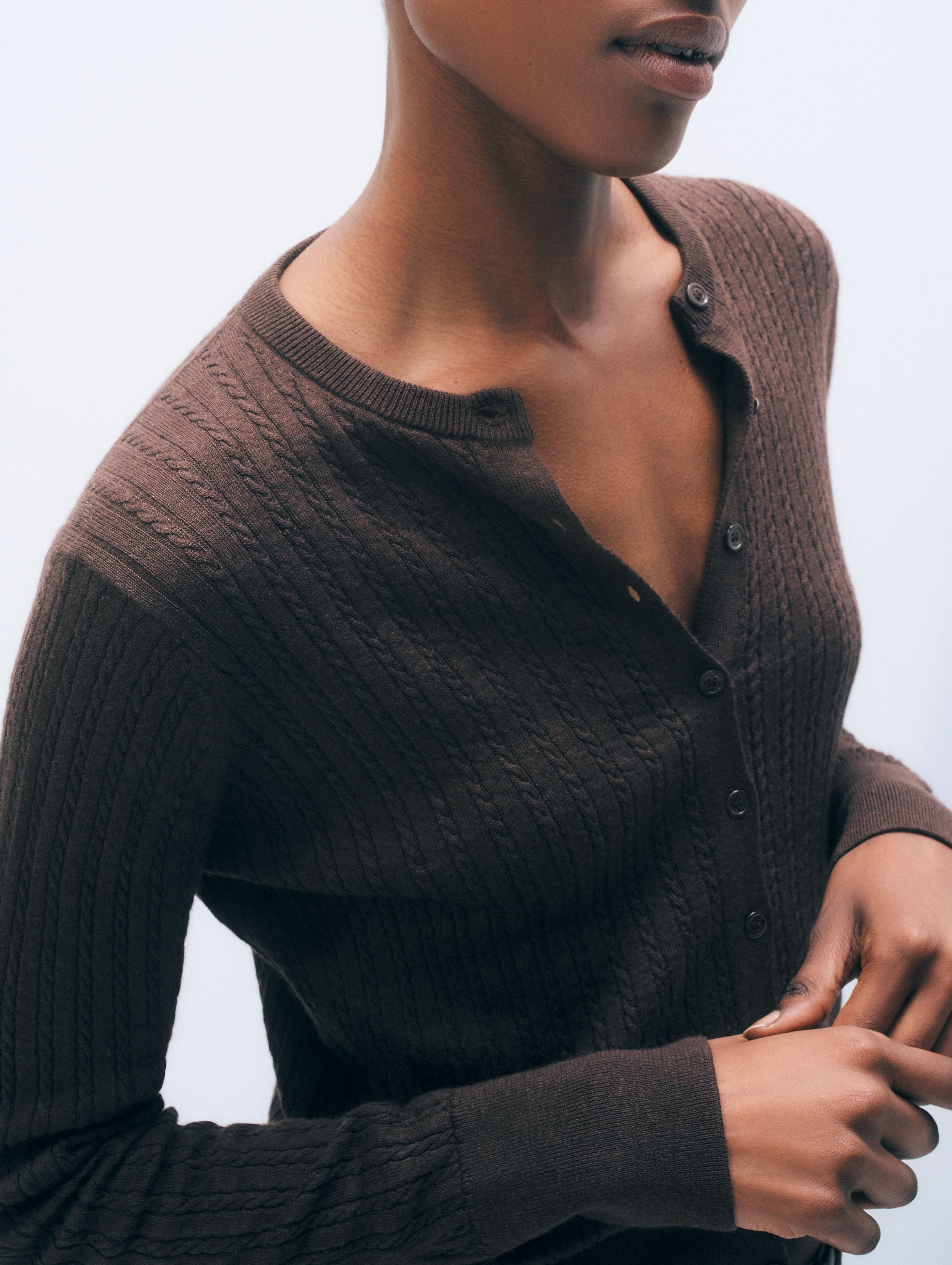 Cashmere Linen Fine Cable Cardigan | Dark Espresso
