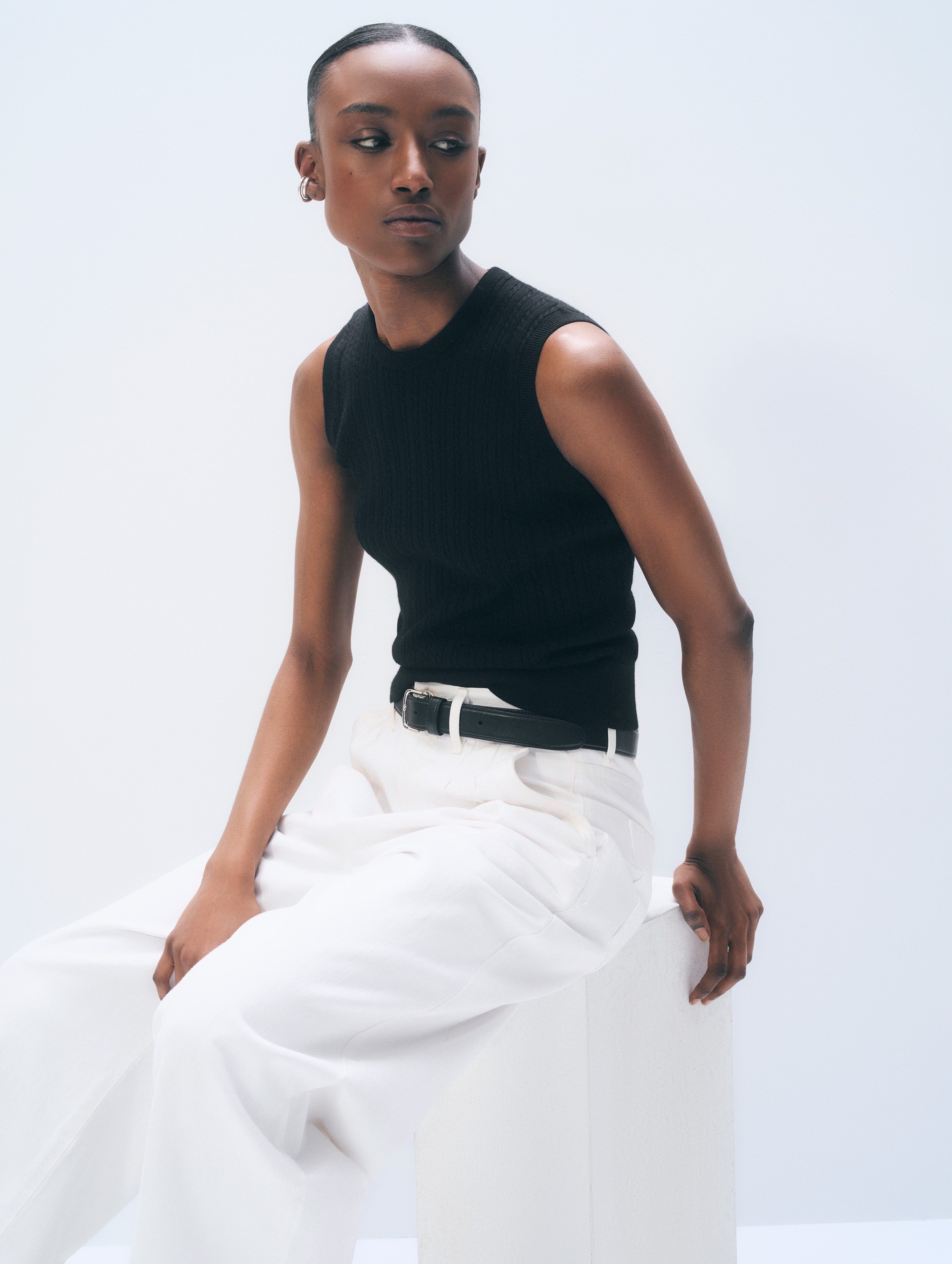 Cashmere Linen Fine Cable Shell Tank | Black