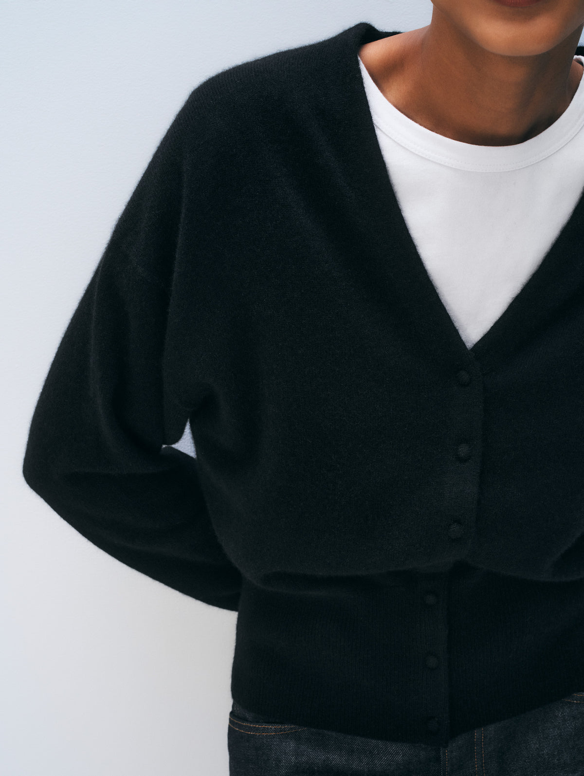 Cashmere Deep V Cardigan | Black